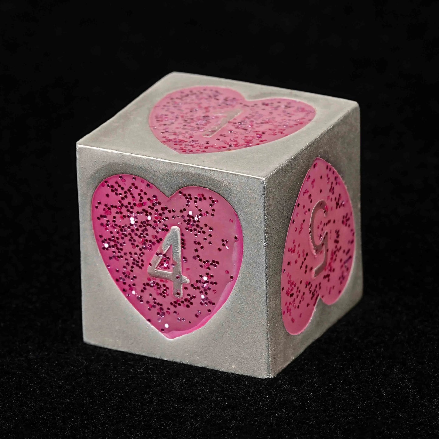 Pink Glitter Heart Love Metallic DND D6 Dice | Bear Dice