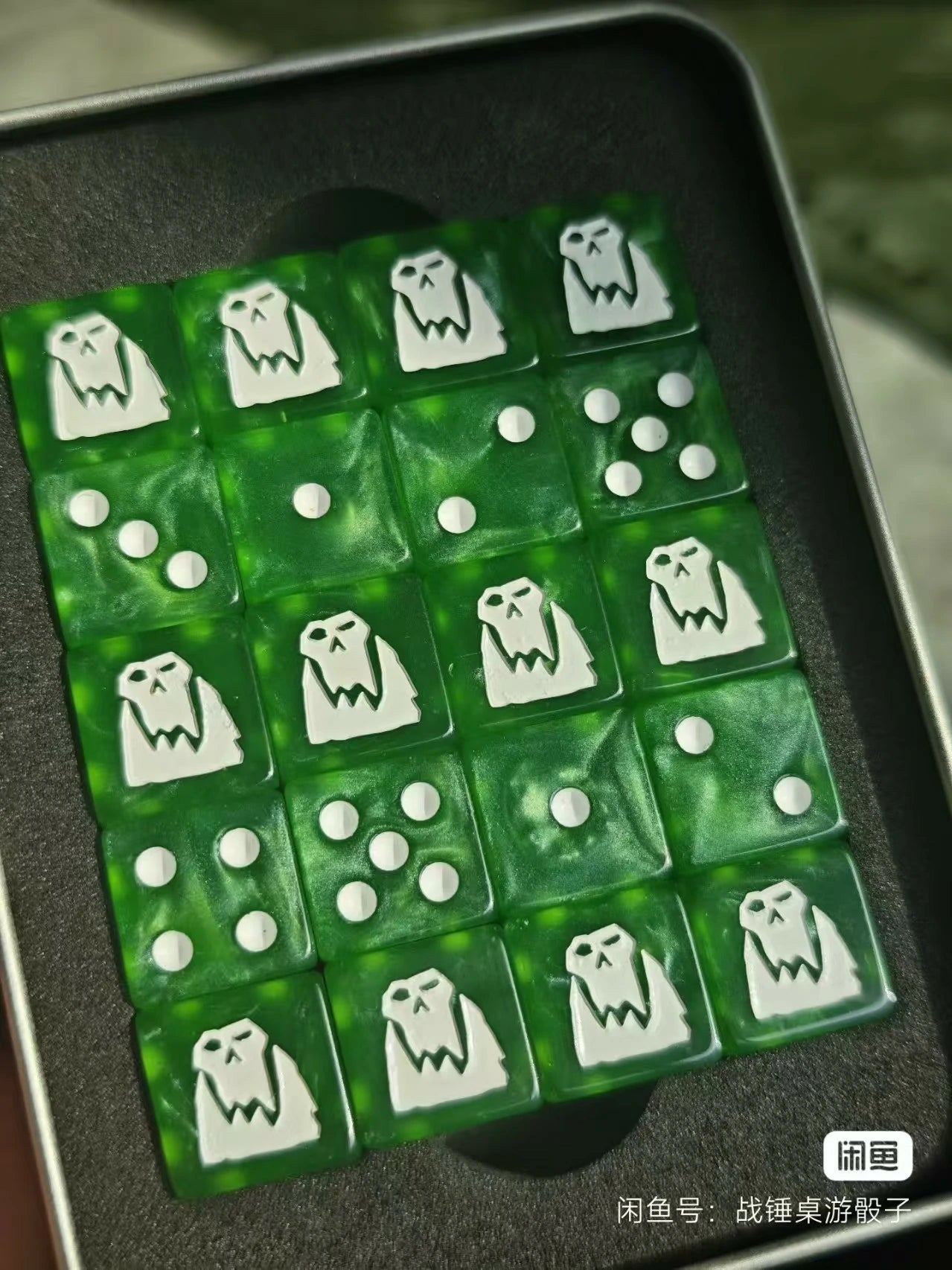 Warhammer 40K Orks Green Transparent Acrylic D6 Dice – RPG Tabletop Gaming
