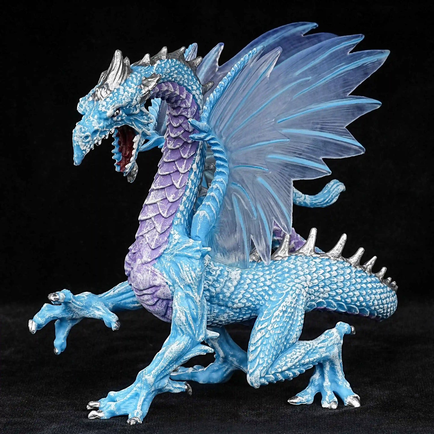 DND Models - Ice Blue Flying Dragon: Dice's Fantastic Journey Companion | Bear Dice