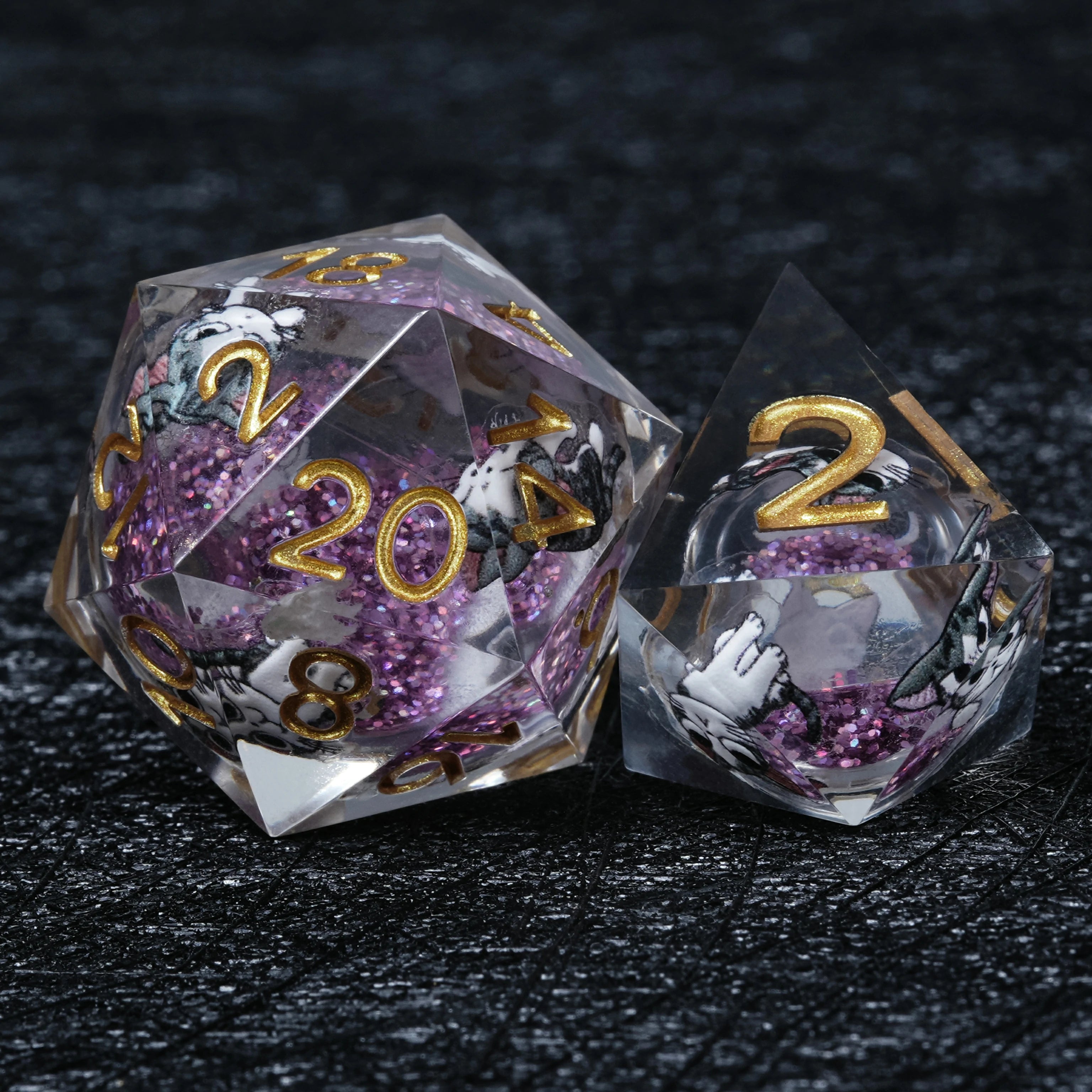 Big-Eyed Cartoon Cat Purple Liquid-Core Resin Dice Set | 7-Piece Polyhedral RPG Dice