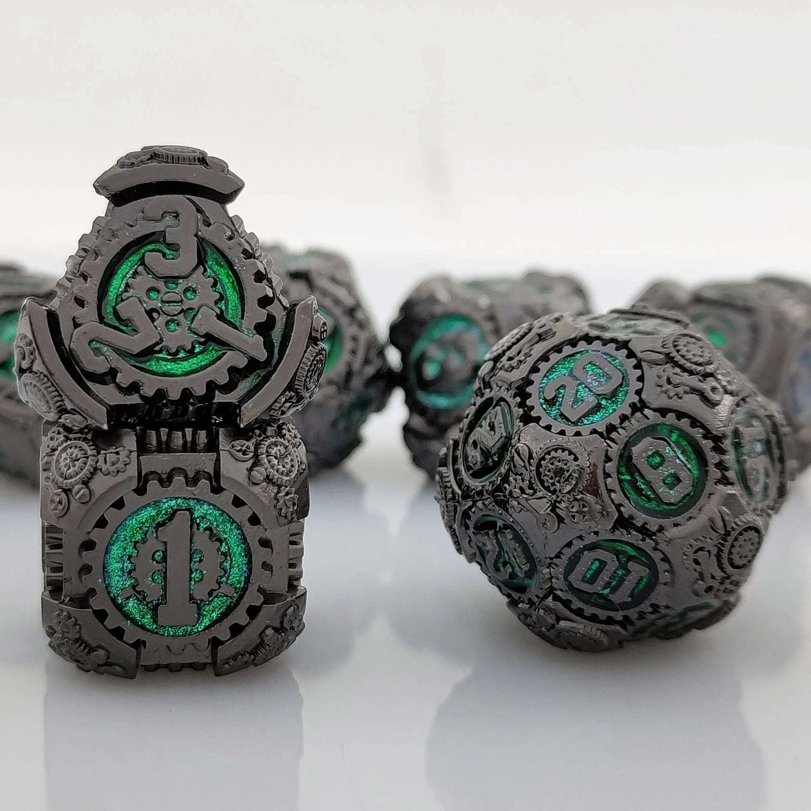 Mechanical Gear Solid Metal DND Dice Set Pearl Gun - Flash Green-D4 dice、D6 dice、D20 dice | Bear Dice