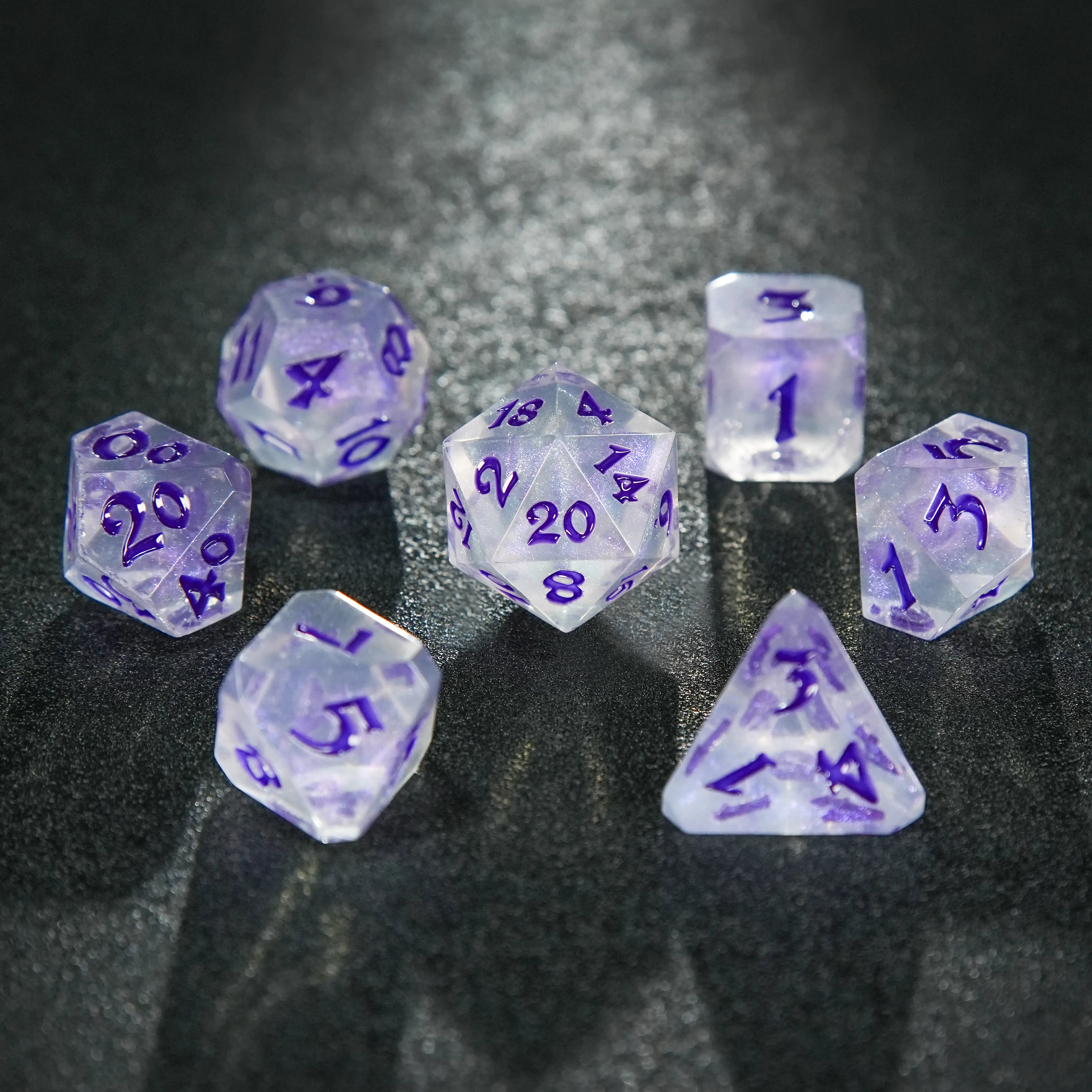7 Transparent flat-angle acrylic polyhedron RPG dice set + purple liquid font| Bear Dice