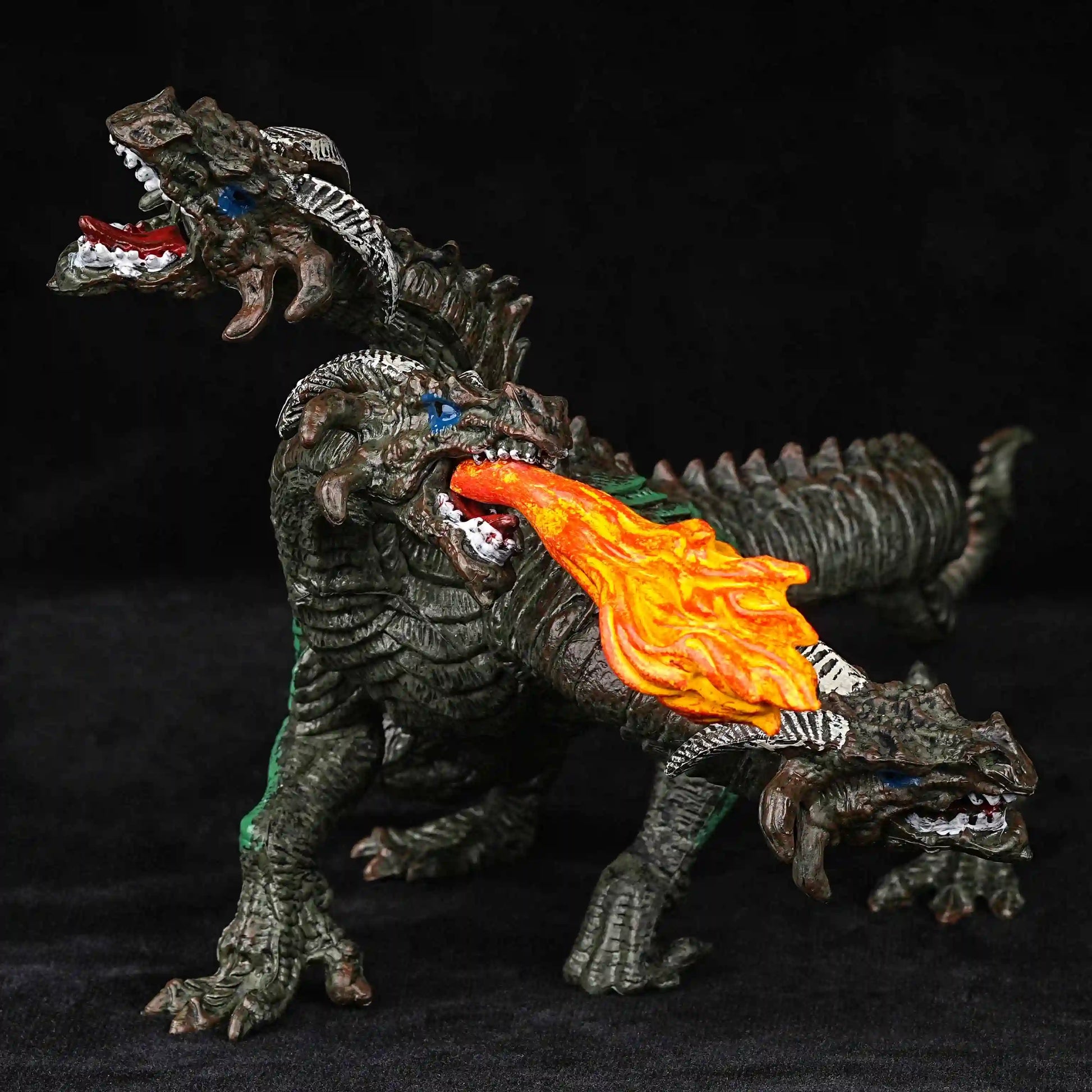 DND Realistic Dinosaur Model - Three-Headed Dragon - For Tabletop Games | Bear Dice