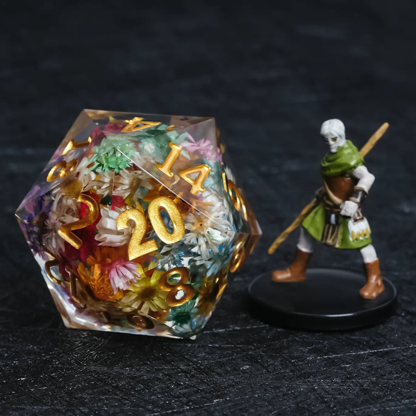 35mm Transparent Resin Giant DND D20 Flower Dice + Gold Numbers - Bear Dice