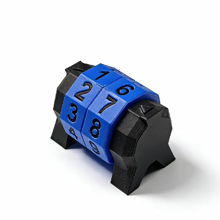3D printed black and blue MTG life counter with black digits | Bear Dice