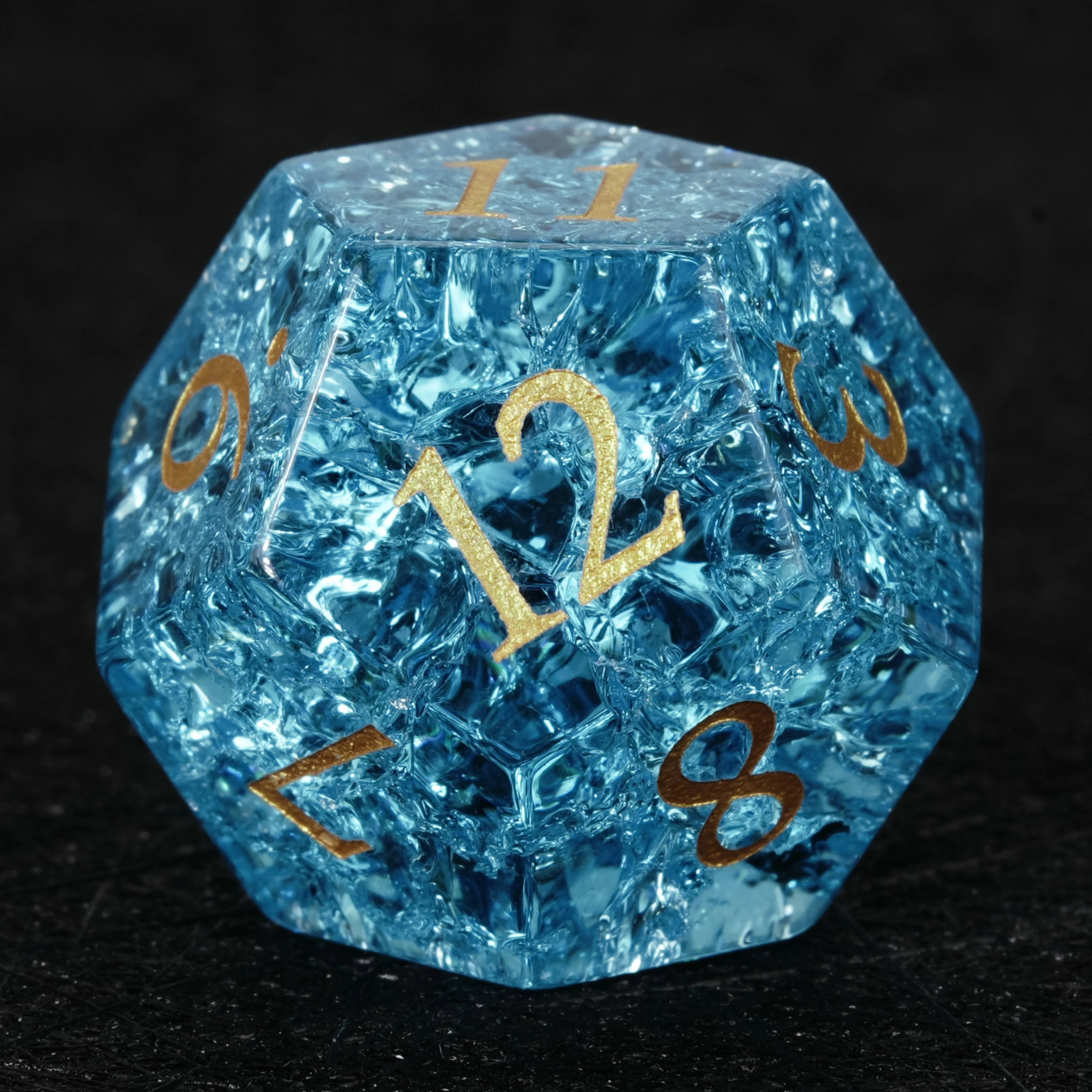 Crackle-Effect Aquamarine Galss Dice Set