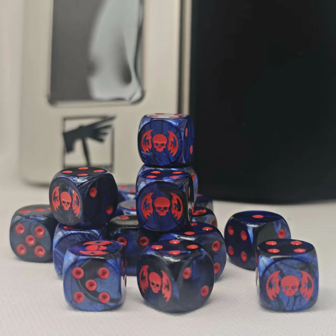 Warhammer 40K Night Lords Black-Blue Acrylic D6 Dice | RPG Gaming Dice Set