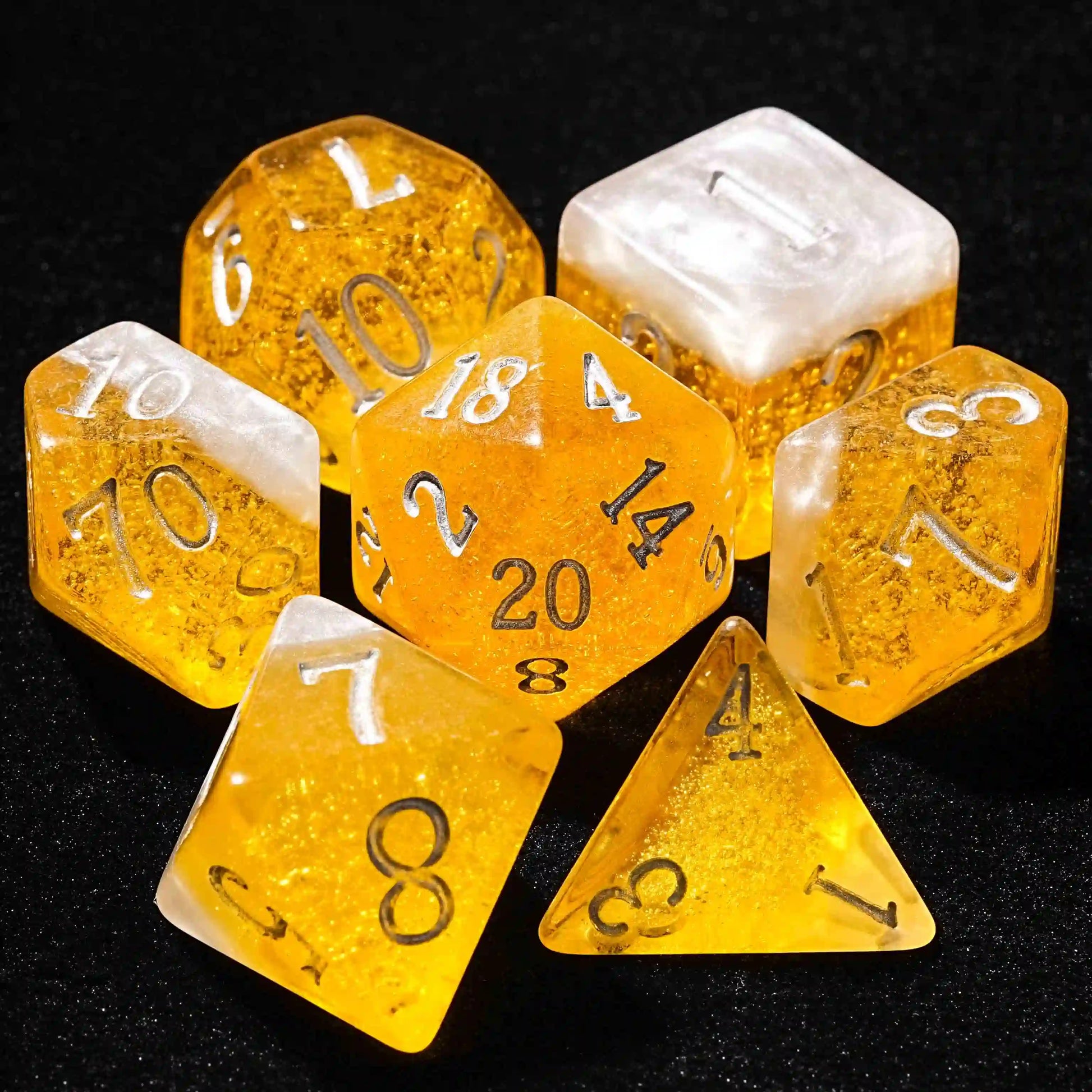 Large Budweiser themed yellow resin dice set | Bear dice