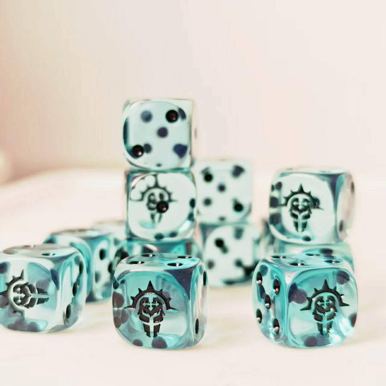 Warhammer 40K Chaos Knights Transparent Acrylic D6 Dice