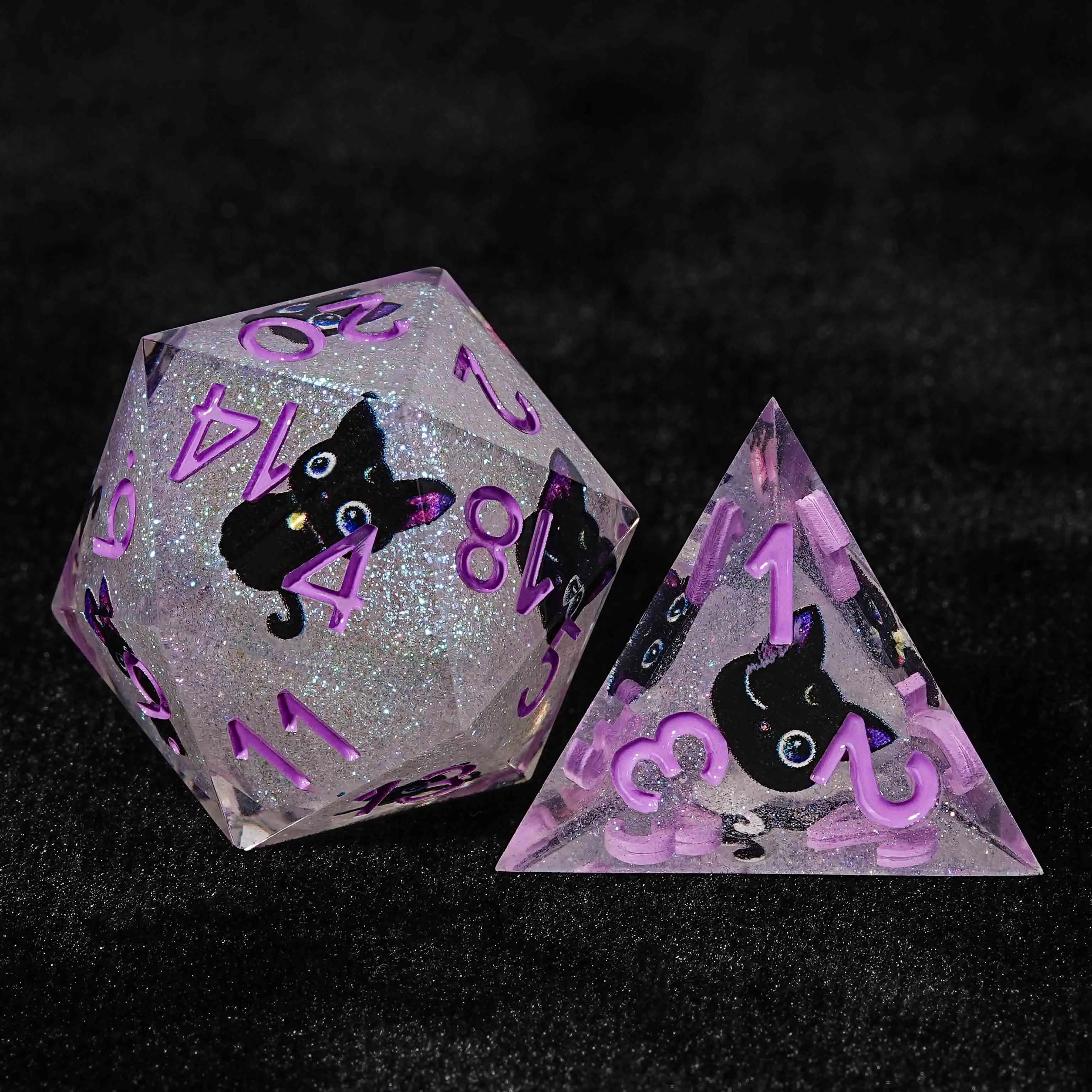 Black and purple ears big eyes cute cat flash resin DND D20 dice + d4 dice + purple font | Bear Dice