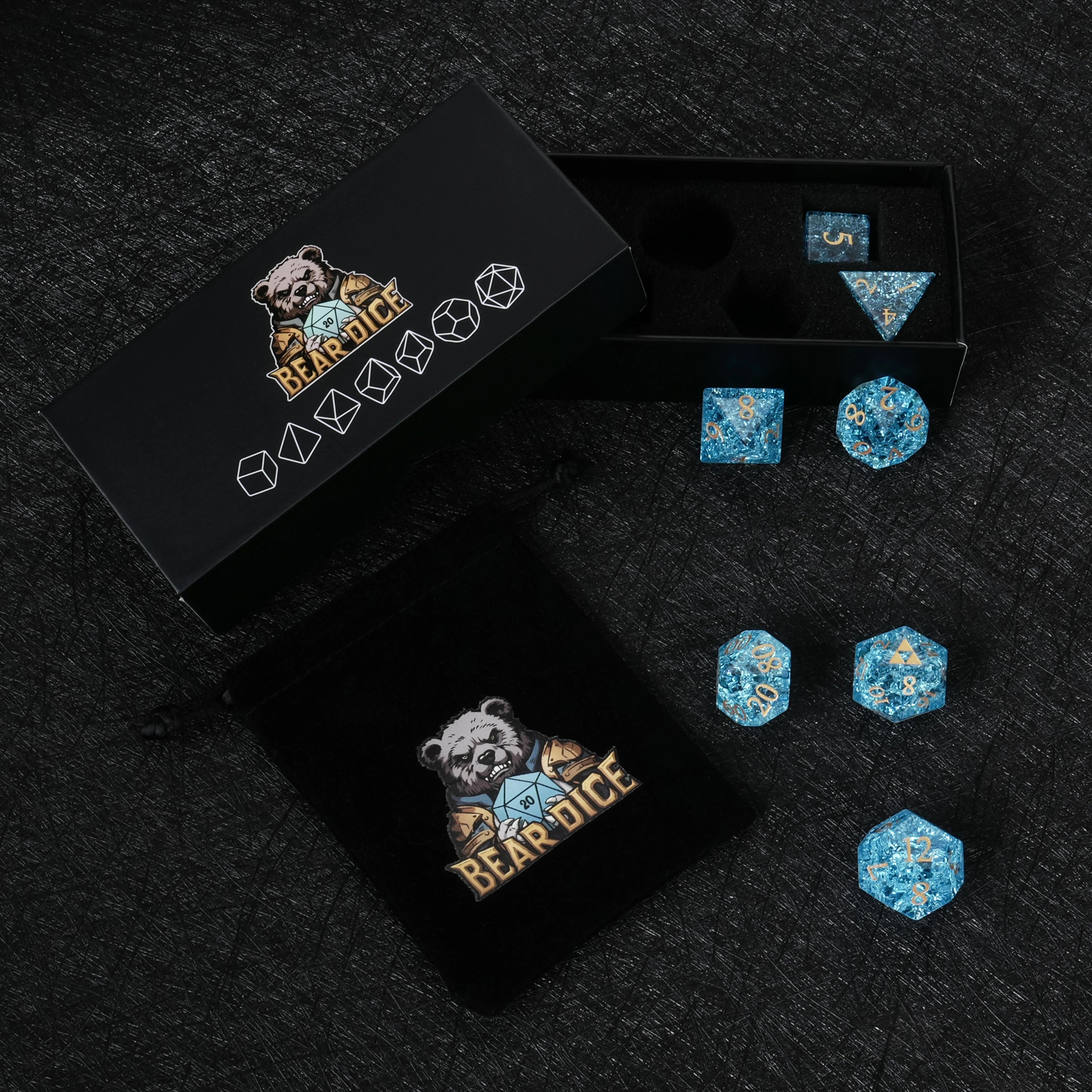 Crackle-Effect Aquamarine Galss Dice Set