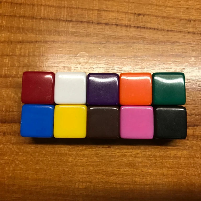 Custom opaque 16mm right-angle acrylic D6 dice, available in 10 colors. |Bear Dice