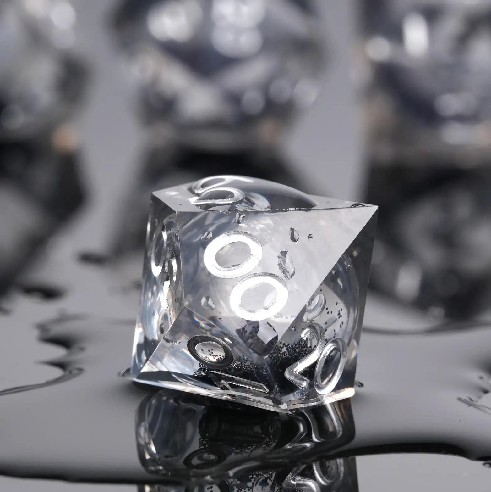 Resin  d% dice set Black quicksand glitter core Silver engraving | Bear Dice