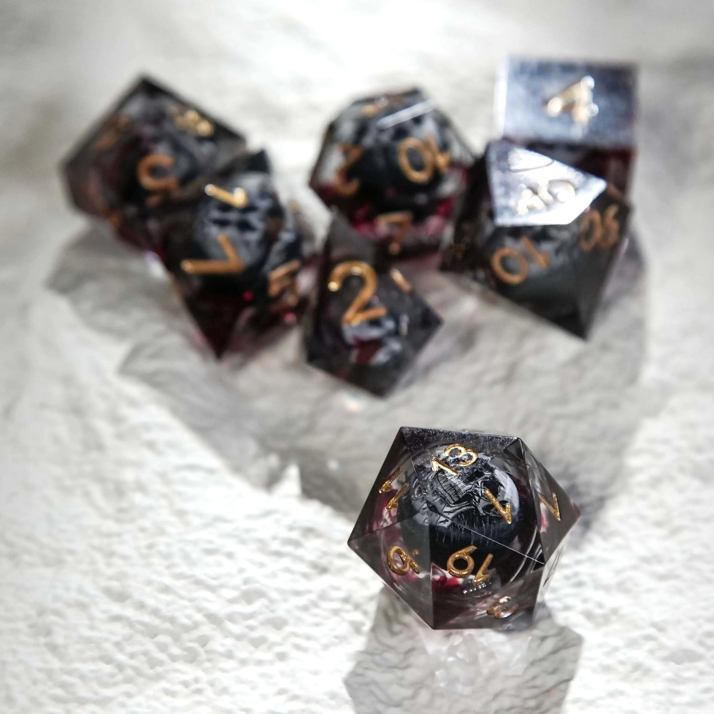 Blood Red Skull Core Resin DND D20 Dice + Gold Font | Bear Dice