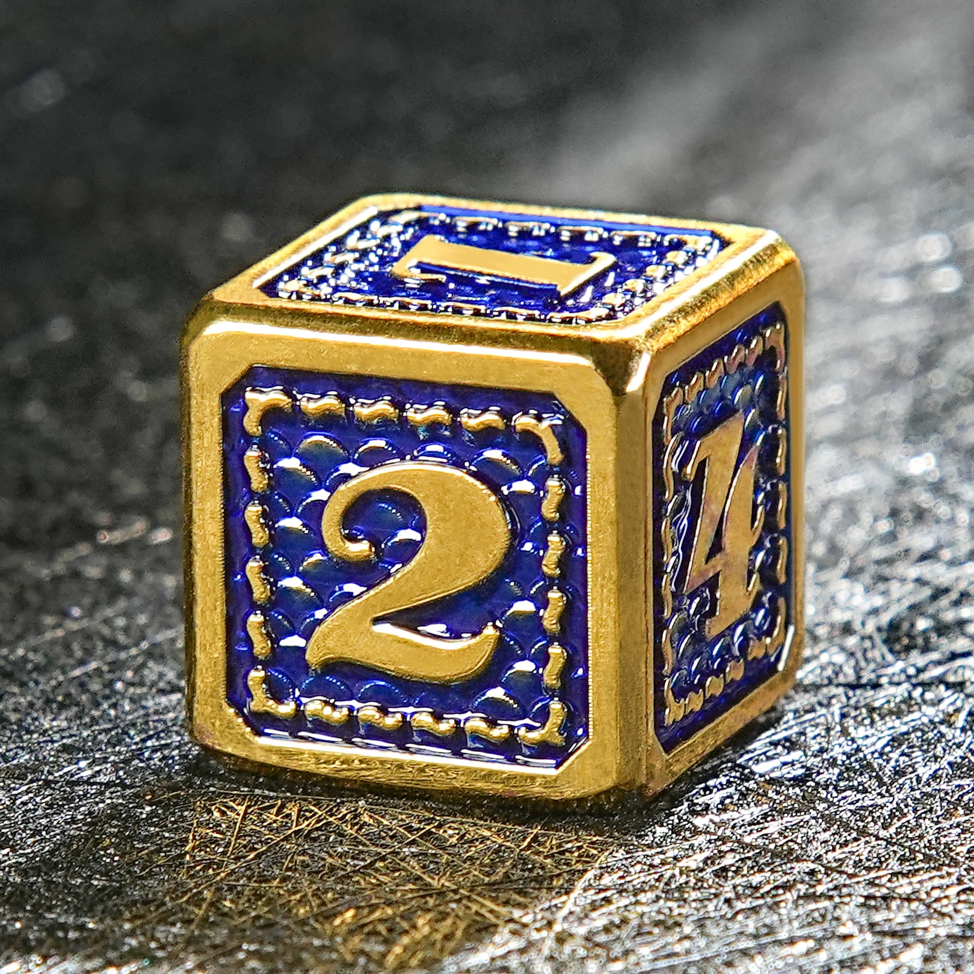 Vintage Luxury: Gold Blue Dragon Scale Metal DND D6 Dice | Bear Dice