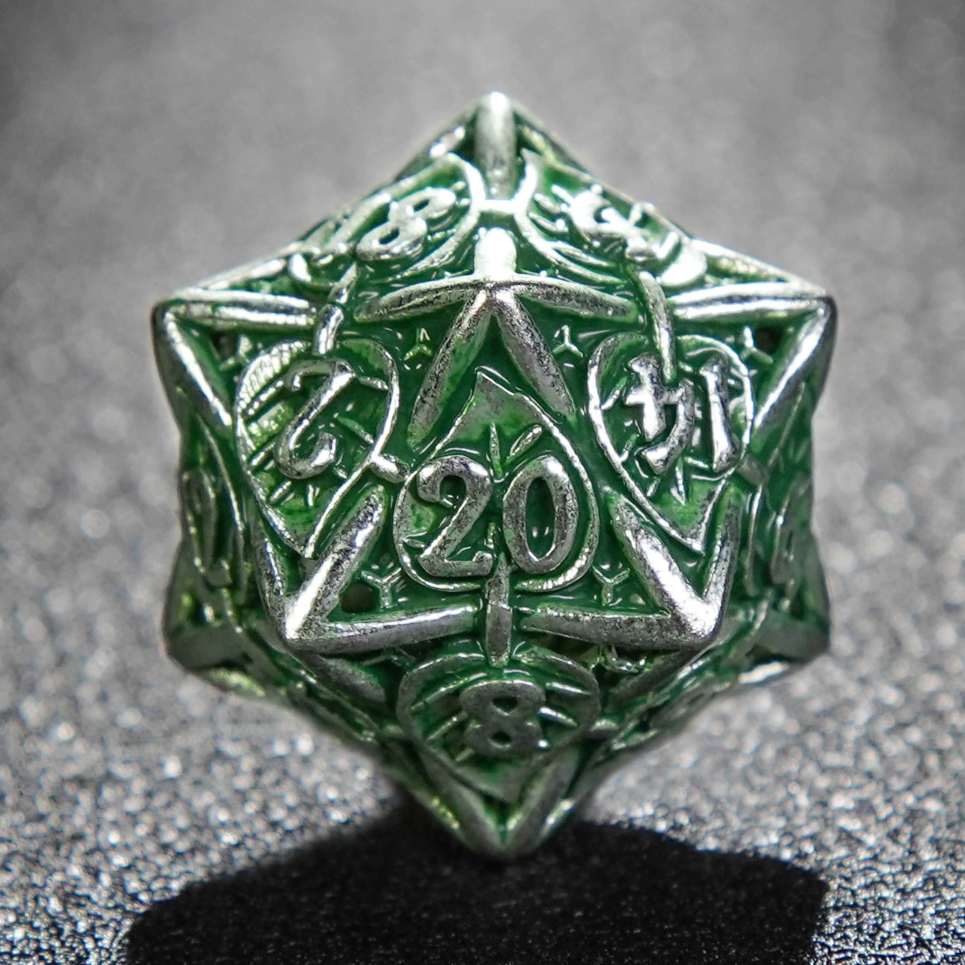 Dragon Pride metal hollow D20 dice + green | Bear Dice