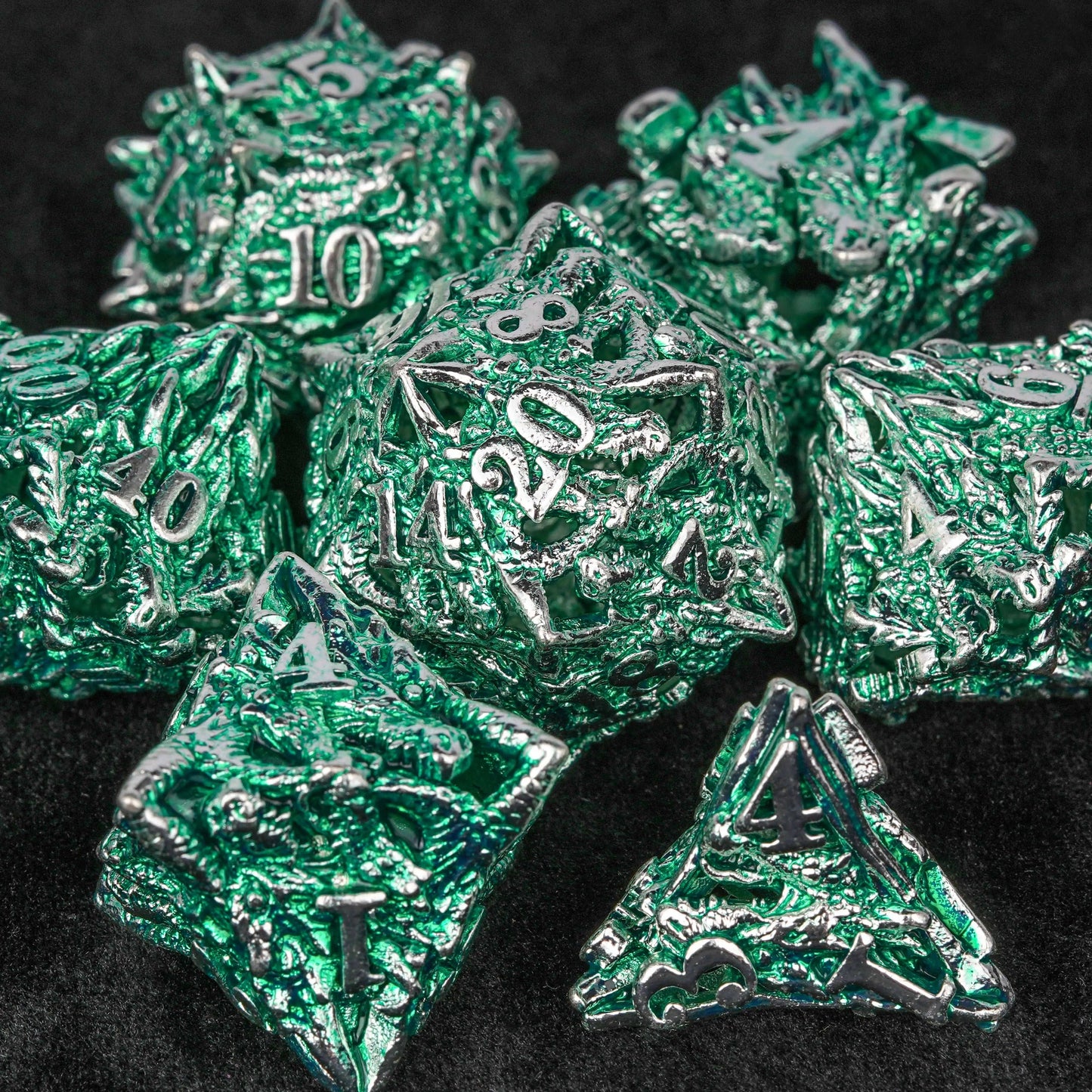 Mystic Symbol - Skull Metal Dragon Dice Set + Silver Green | Bear Dice
