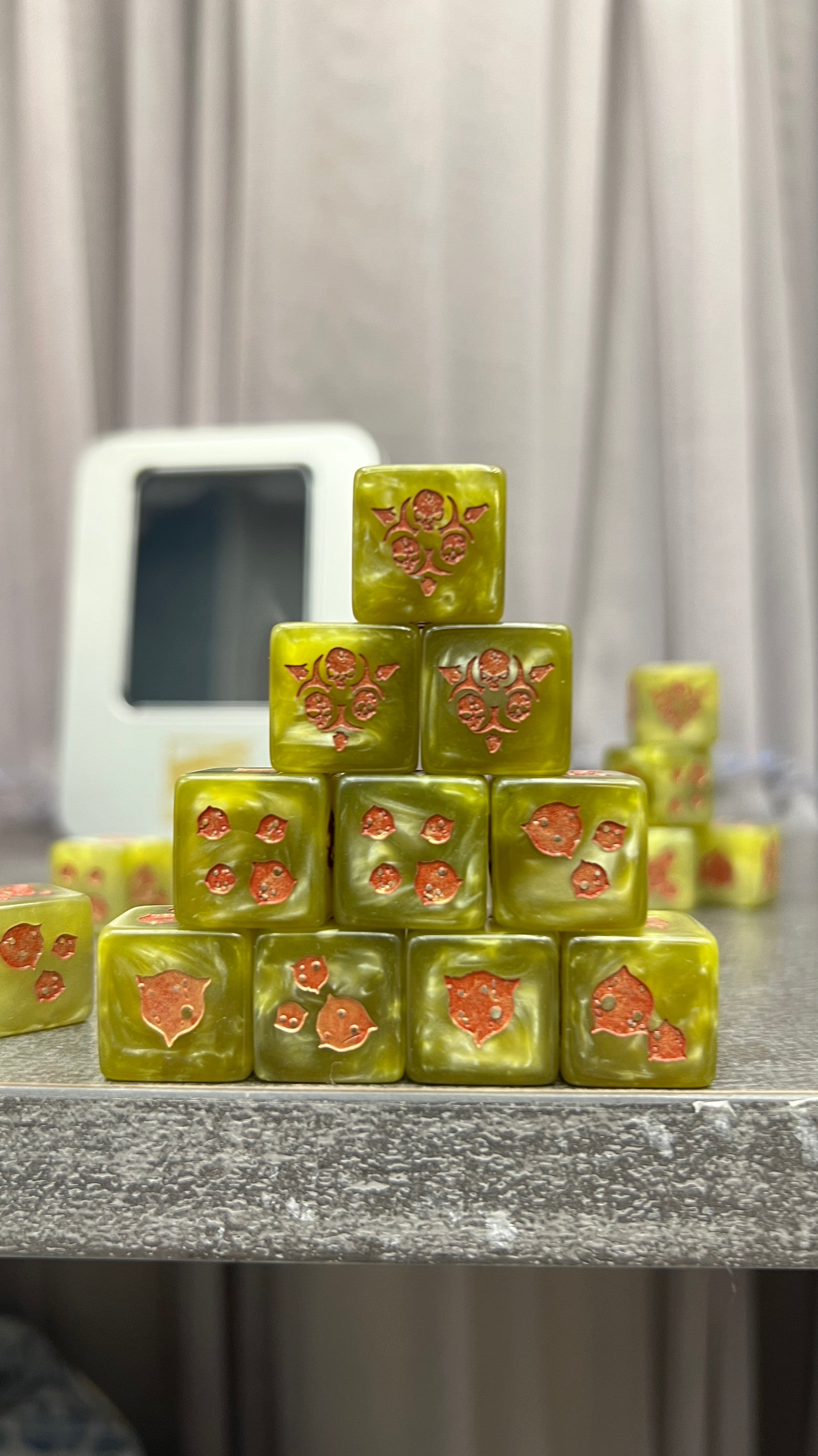 The effect of red rust and pustules is made of dice, Warhammer, 40K dice, the evil god Nurgle, and the death guard dice