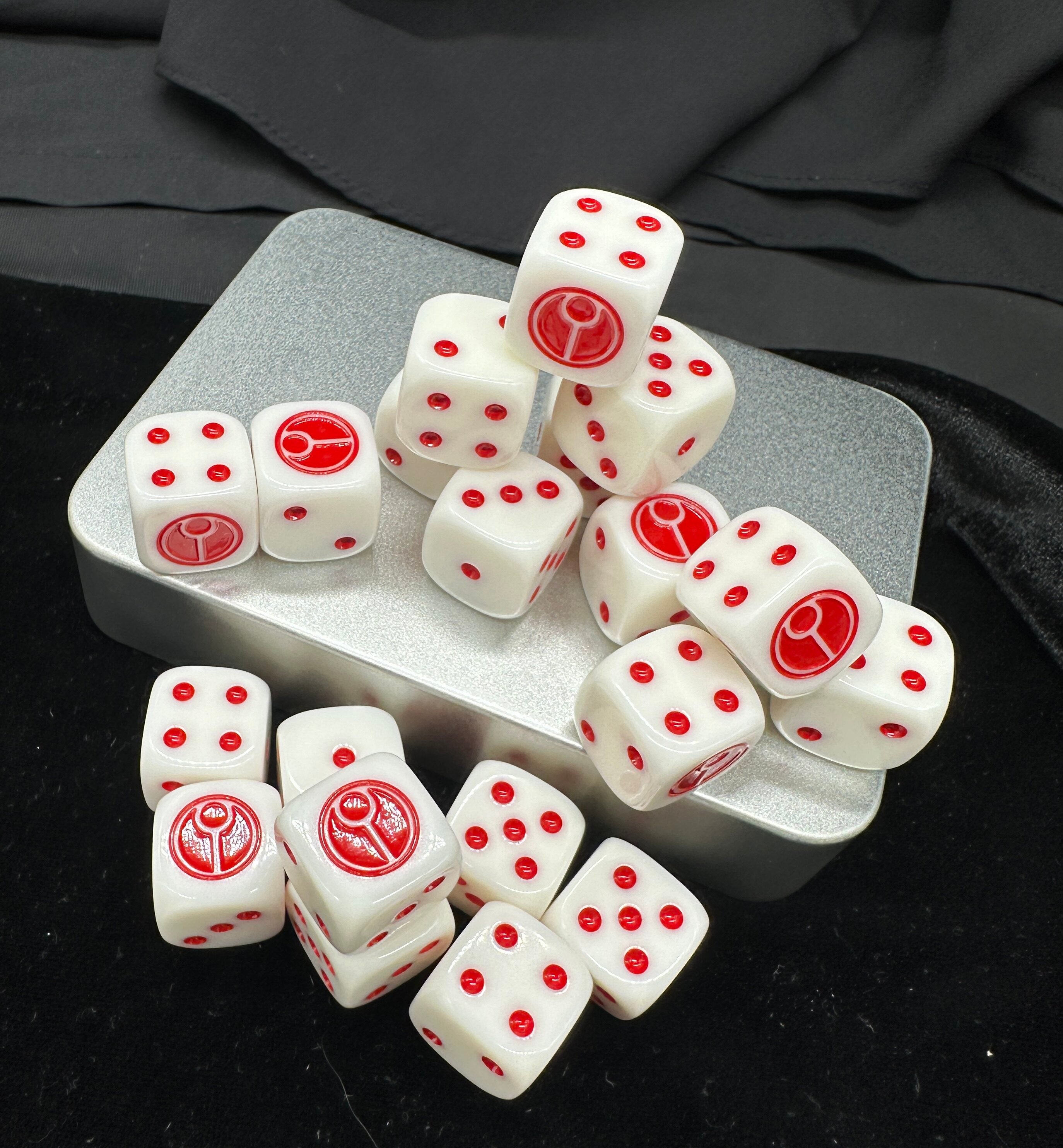Tau Empire Opus Machina Dice – Warhammer 40K Milky White Acrylic D6 Set with Red Dots