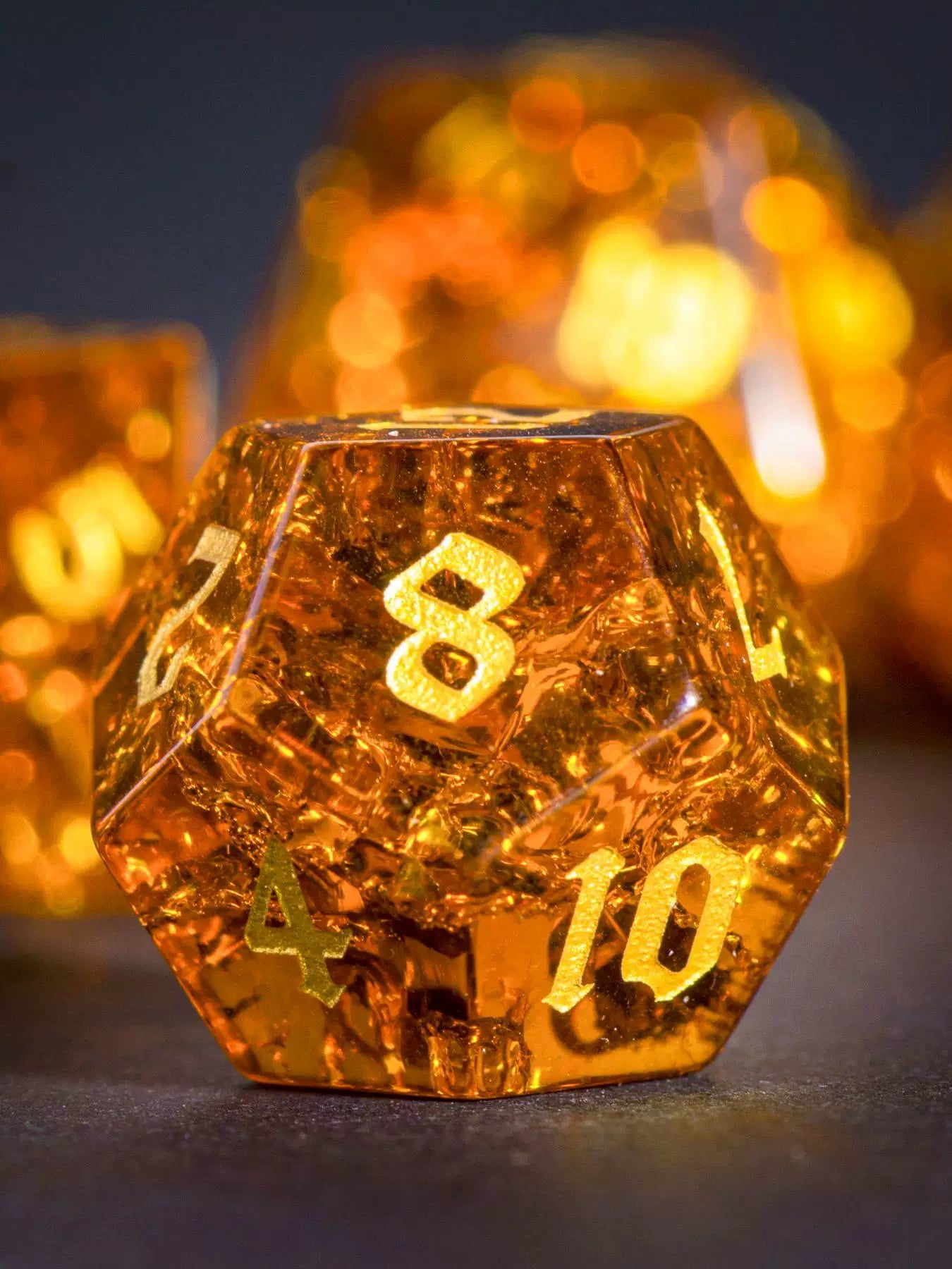 Popping orange glass COC running group dice dnd dice Cthulhu mythical dragon and dungeon board game multi-faceted dice