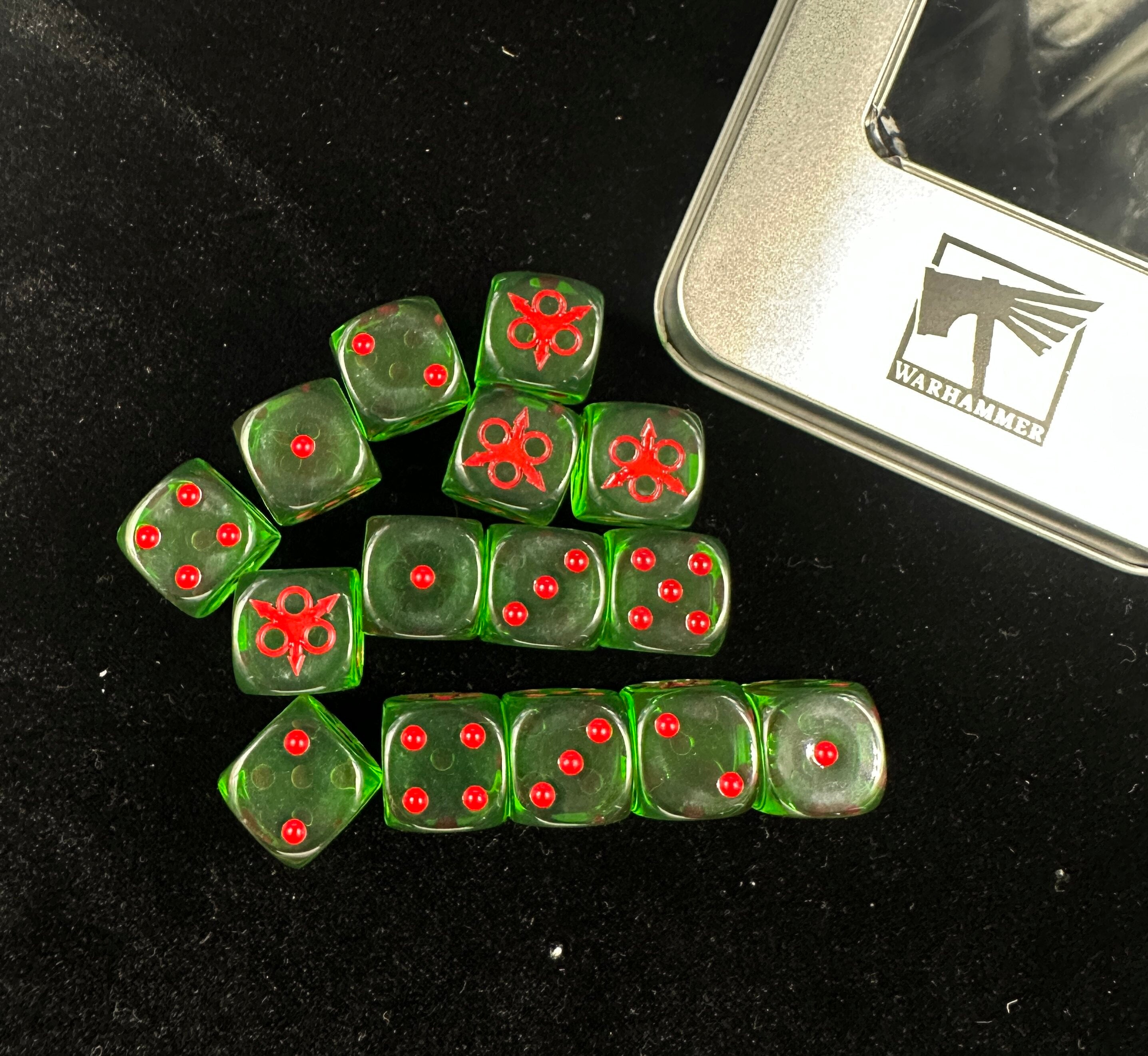 Warhammer 40K Nurgle Chaos Mark Green Acrylic D6 Dice