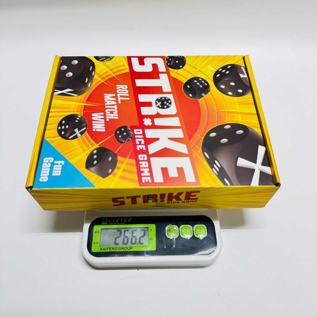 Cross-border STRIKE Ravensburg Strike—a brain game for children and adults, fun matching games