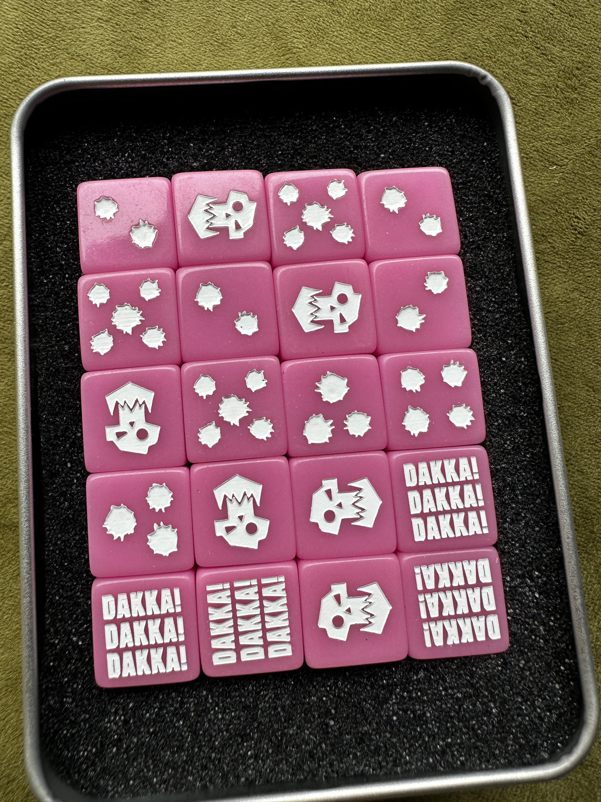 Warhammer 40K Orc Rose Red Right-Angle Acrylic D6 Dice