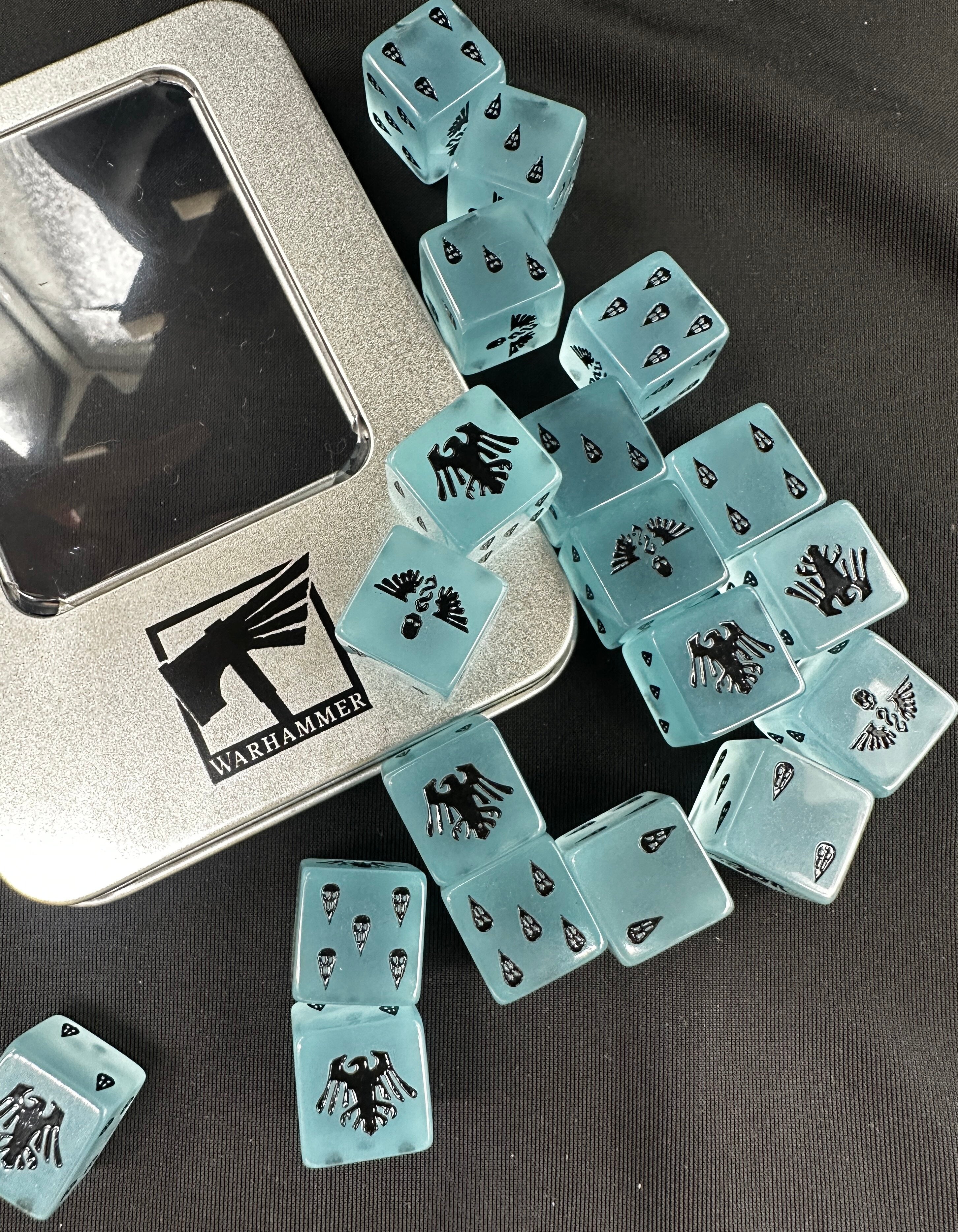 Warhammer 40K Raven Guard Sky Blue Acrylic Dice