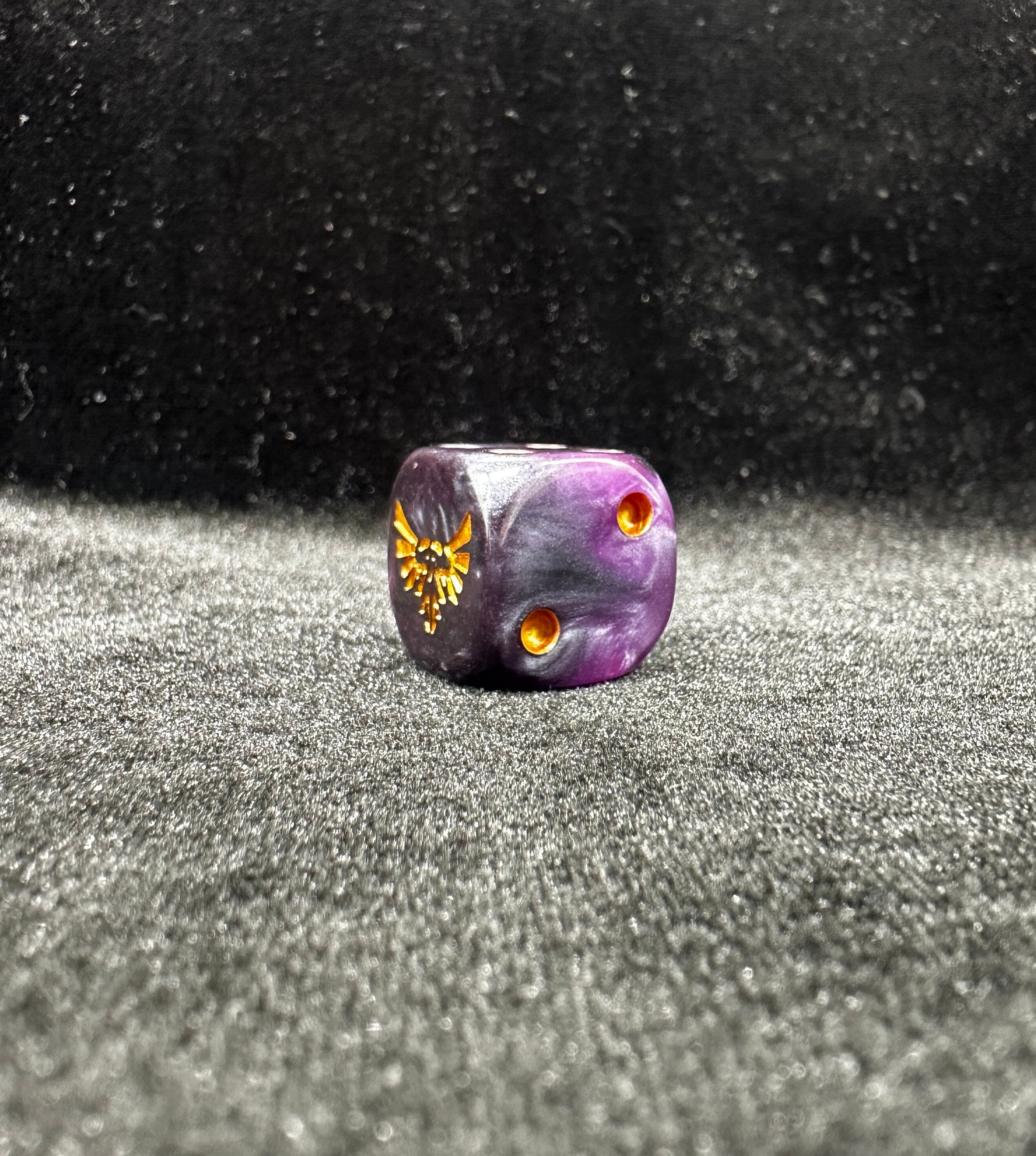 Warhammer 40k Evil Sunz Green Swirl Acrylic D6 Dice