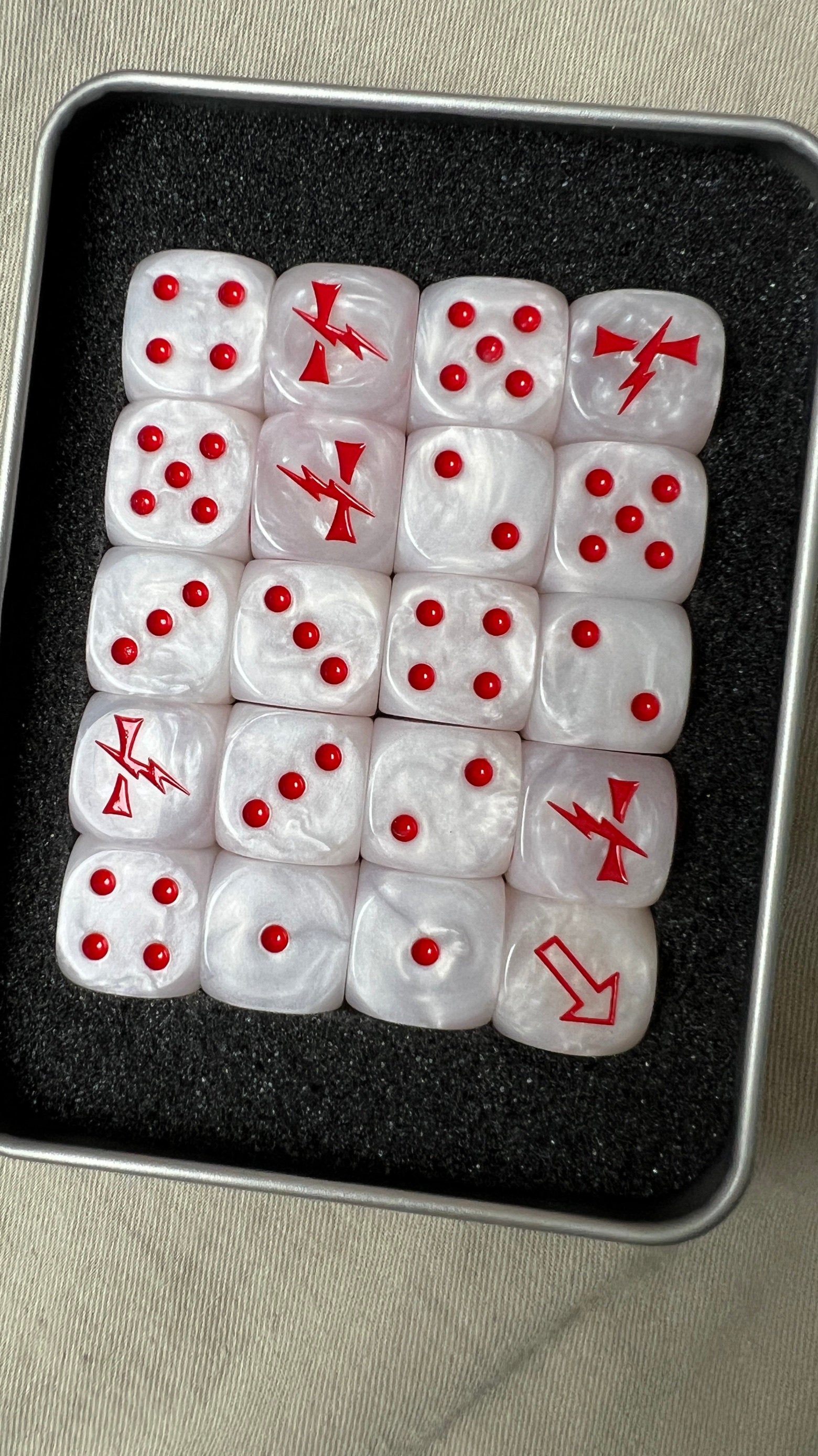 Warhammer 40K White Scars D6 Dice