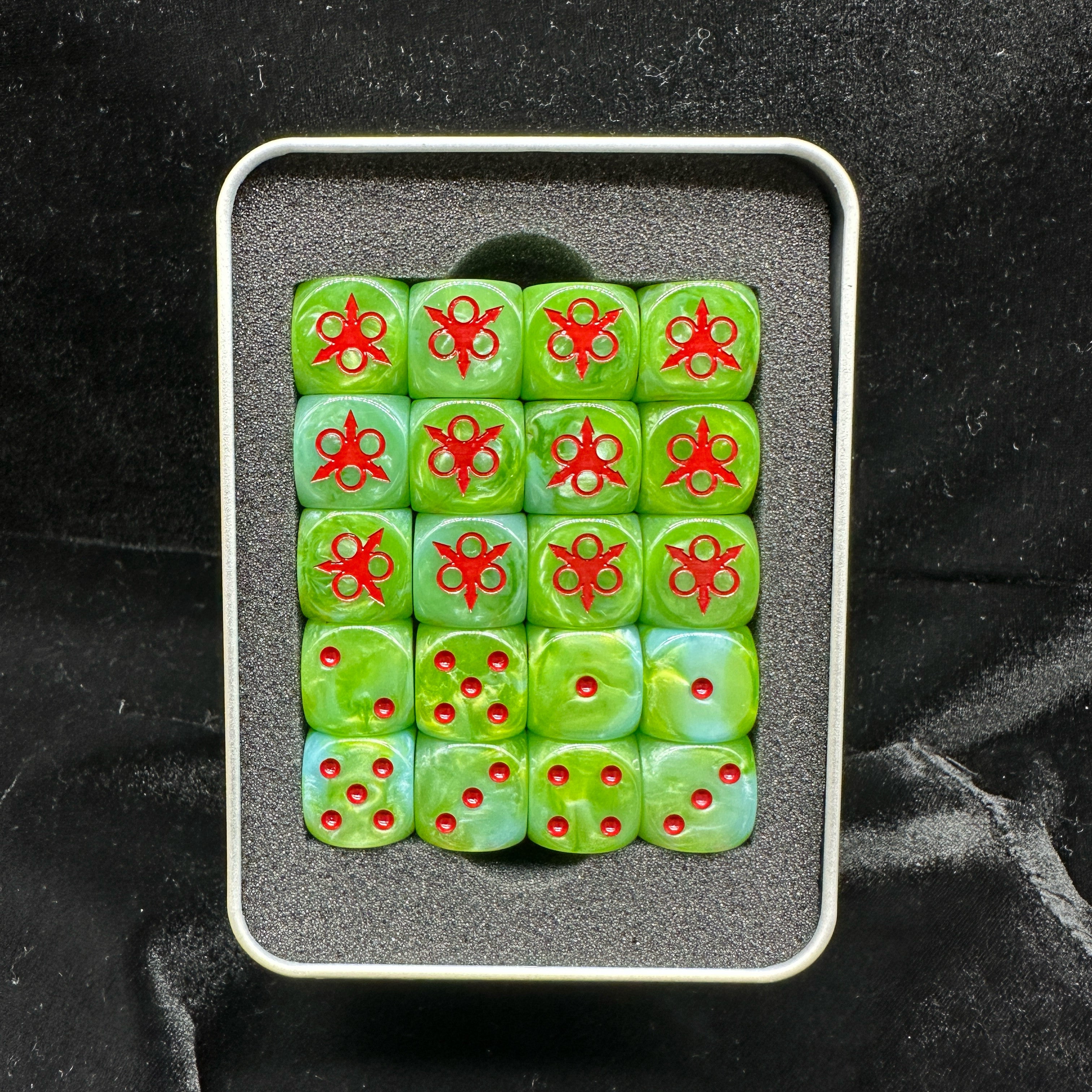 Warhammer 40K Nurgle Maggot Bright Green Acrylic D6 Dice