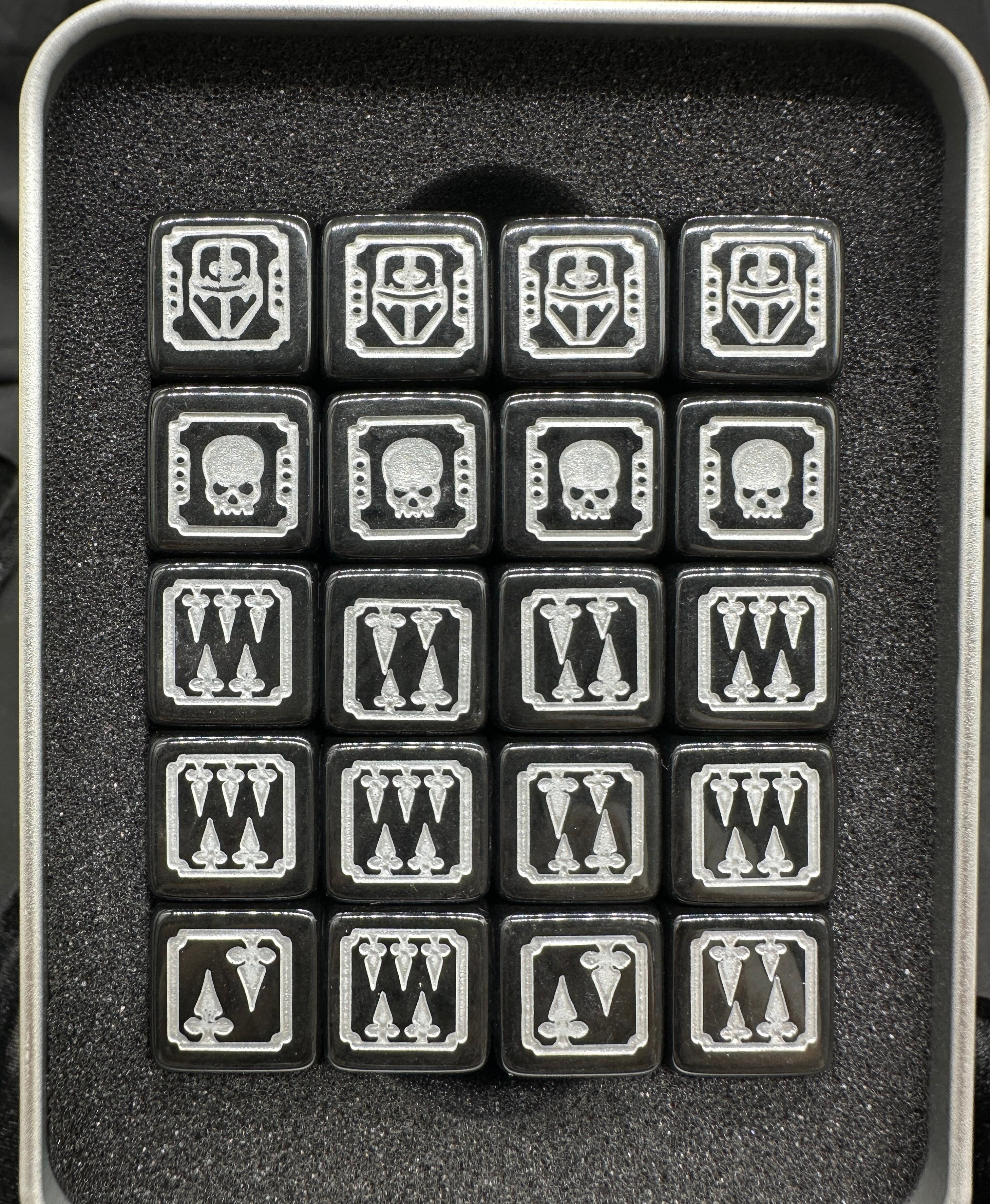 Warhammer 40K Imperial Knights Black Acrylic D6 Dice