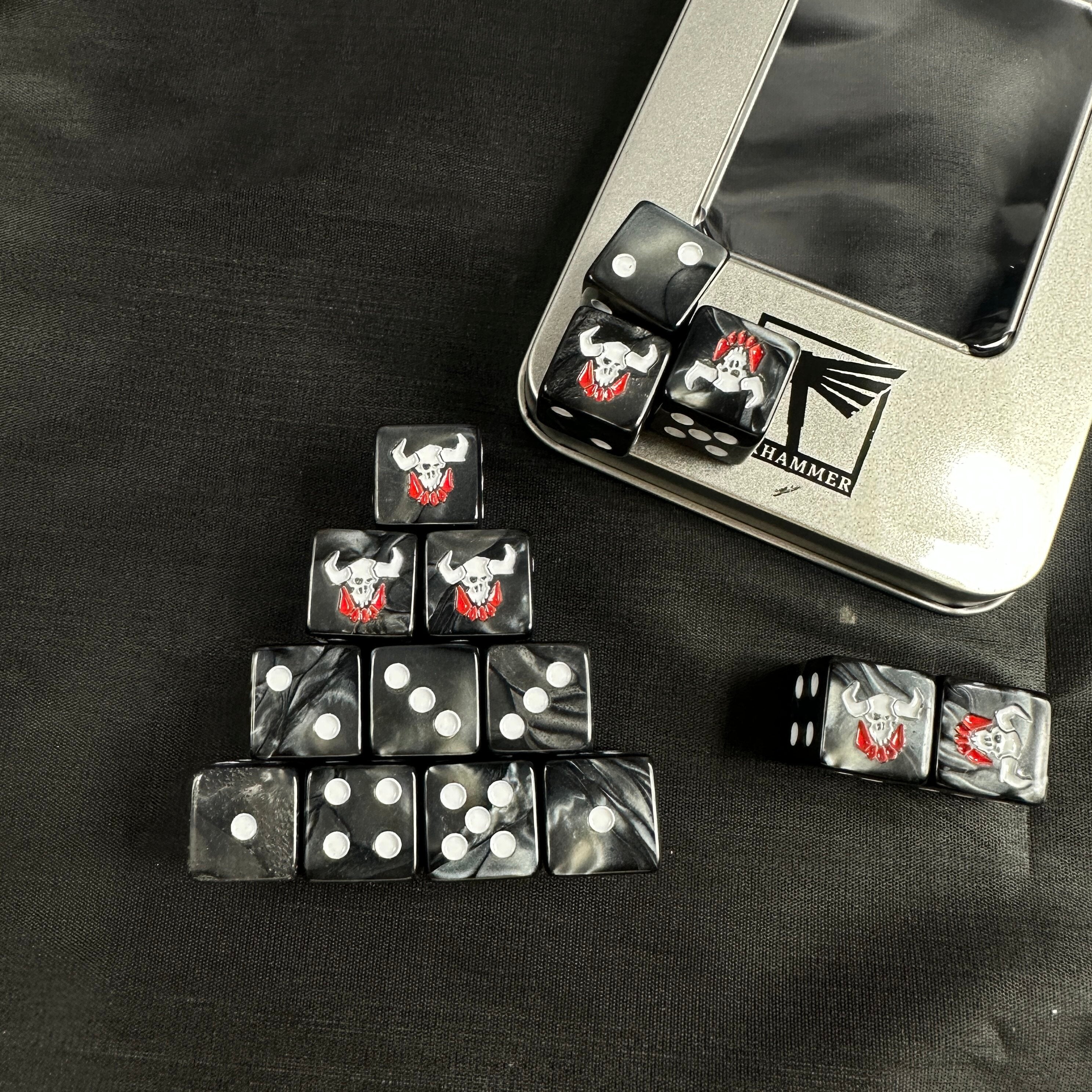 Warhammer 40K Ghazghkull Black Swirl Acrylic D6 Dice