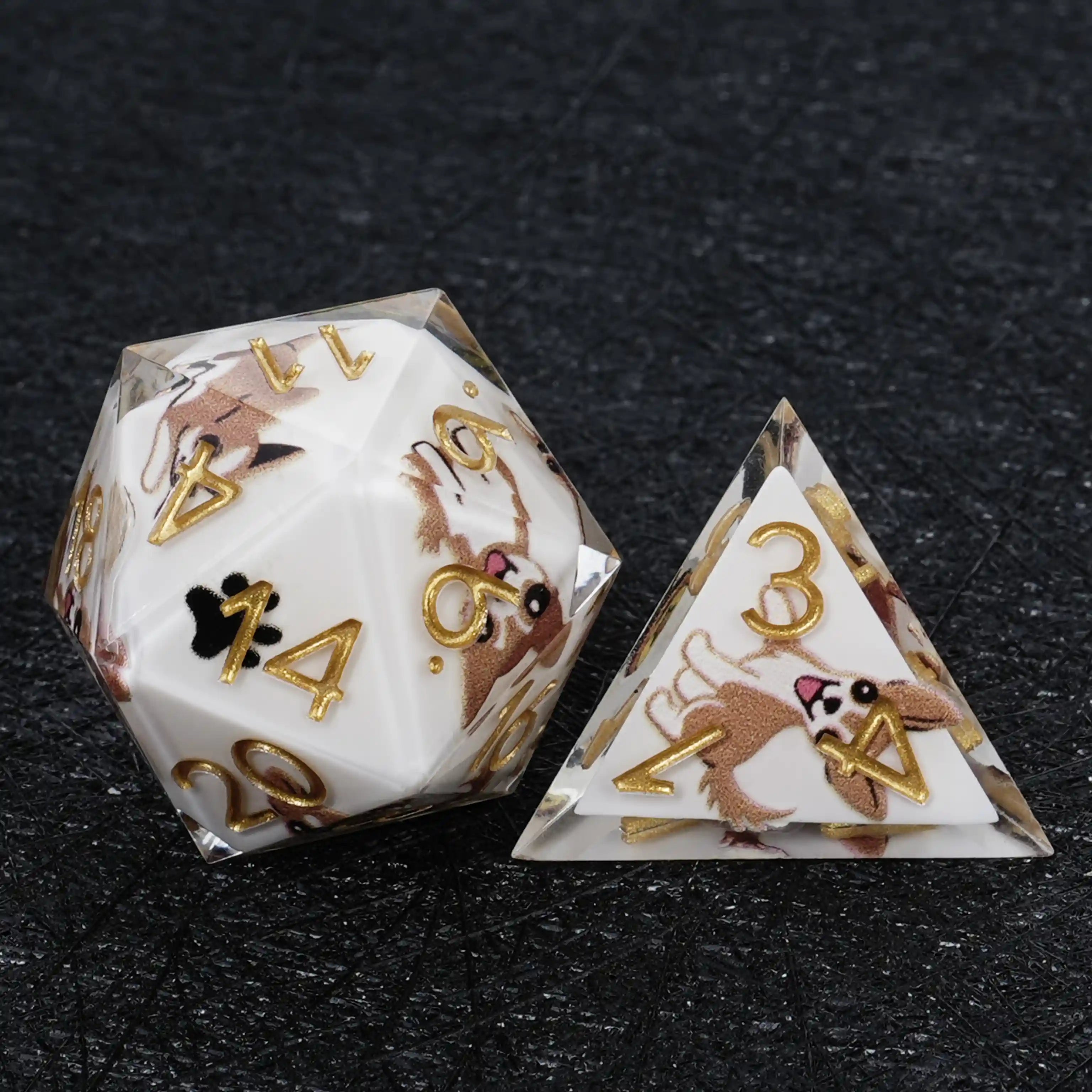 Kickstarter Dice – White Resin Chihuahua DND D20 and D4 Dice | Bear Dice