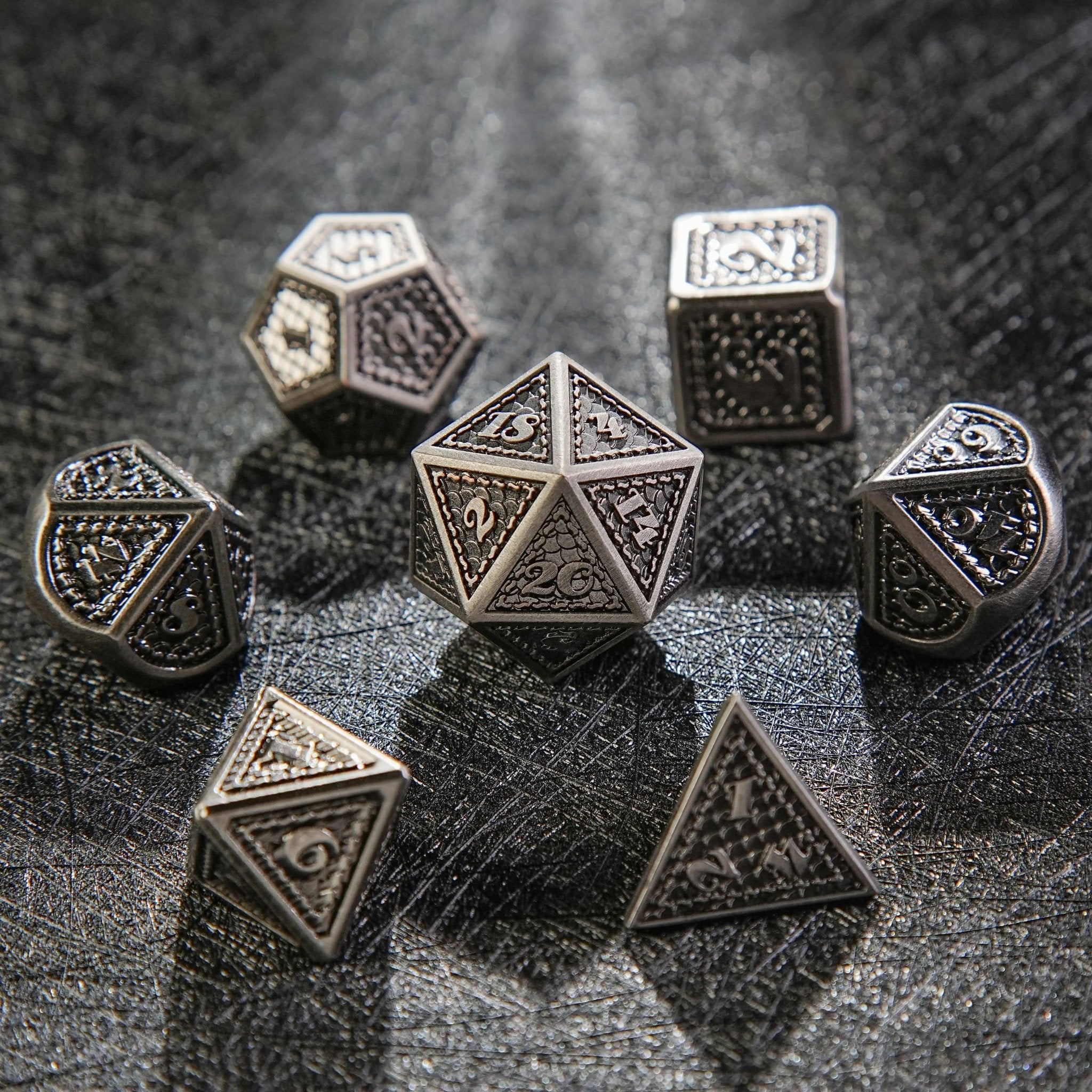 Classic Polyhedron Vintage Dragon Scale Metal DND Dice Set - Bear Dice