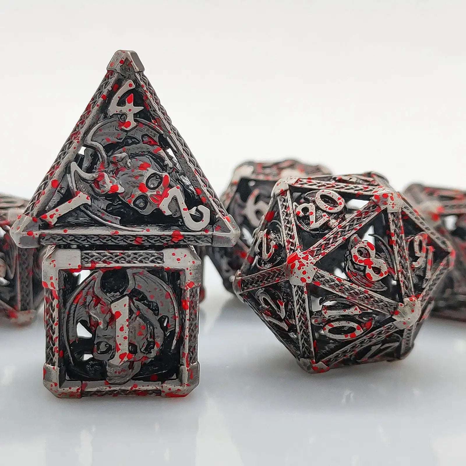 Cool Metal Skull Flying Dragon Hollow DND Dice Set - Bear Dice