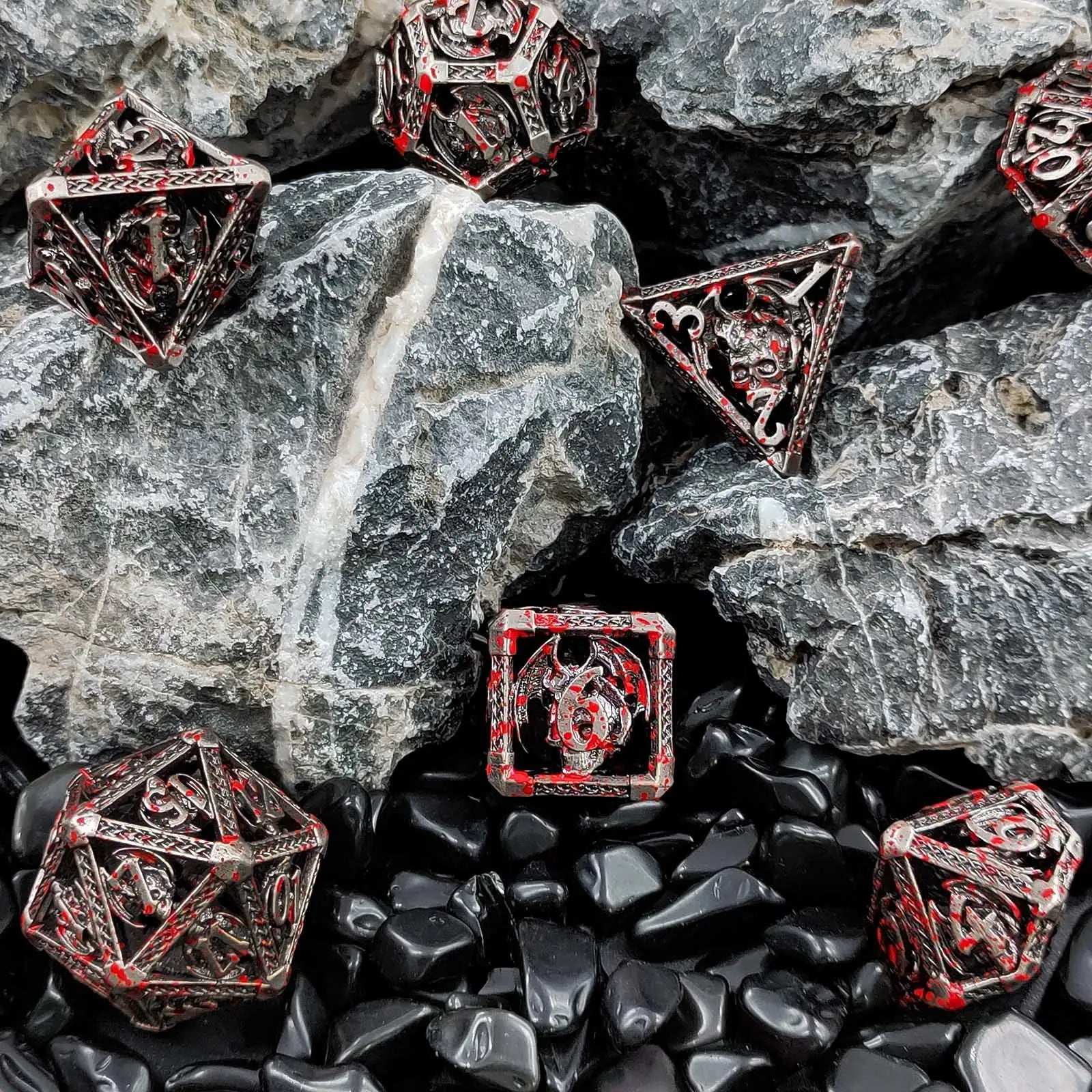 Cool Metal Skull Flying Dragon Hollow DND Dice Set - Bear Dice