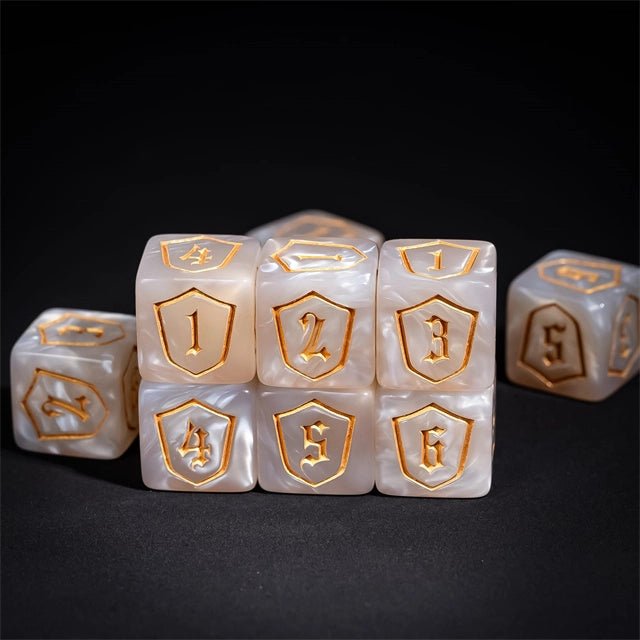 DND Dice 16mm Pearl Acrylic D6 Tabletop RPG Game Dice - Bear Dice
