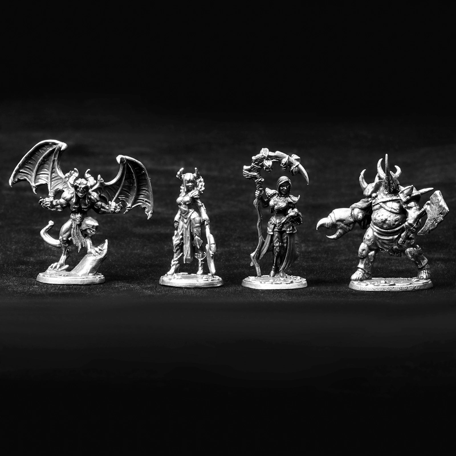 DND Dice Periphery | Metal Dark Style War Chess Fantasy Race Soldier Miniatures - Bear Dice