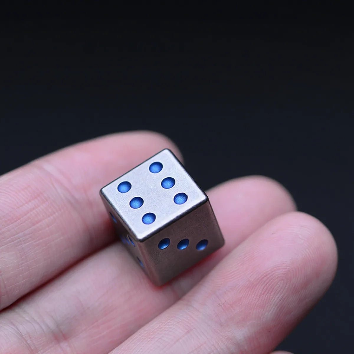DND dice titanium alloy solid D6 dice creative table game dice - Bear Dice