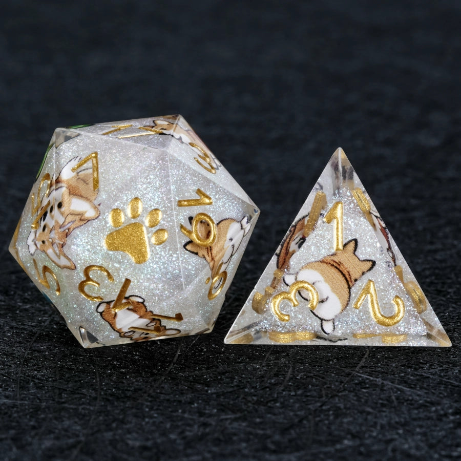 Kickstarter Dice – Sharp-edged white glitter resin Corgi DND D20 and D4 dice | Bear Dice