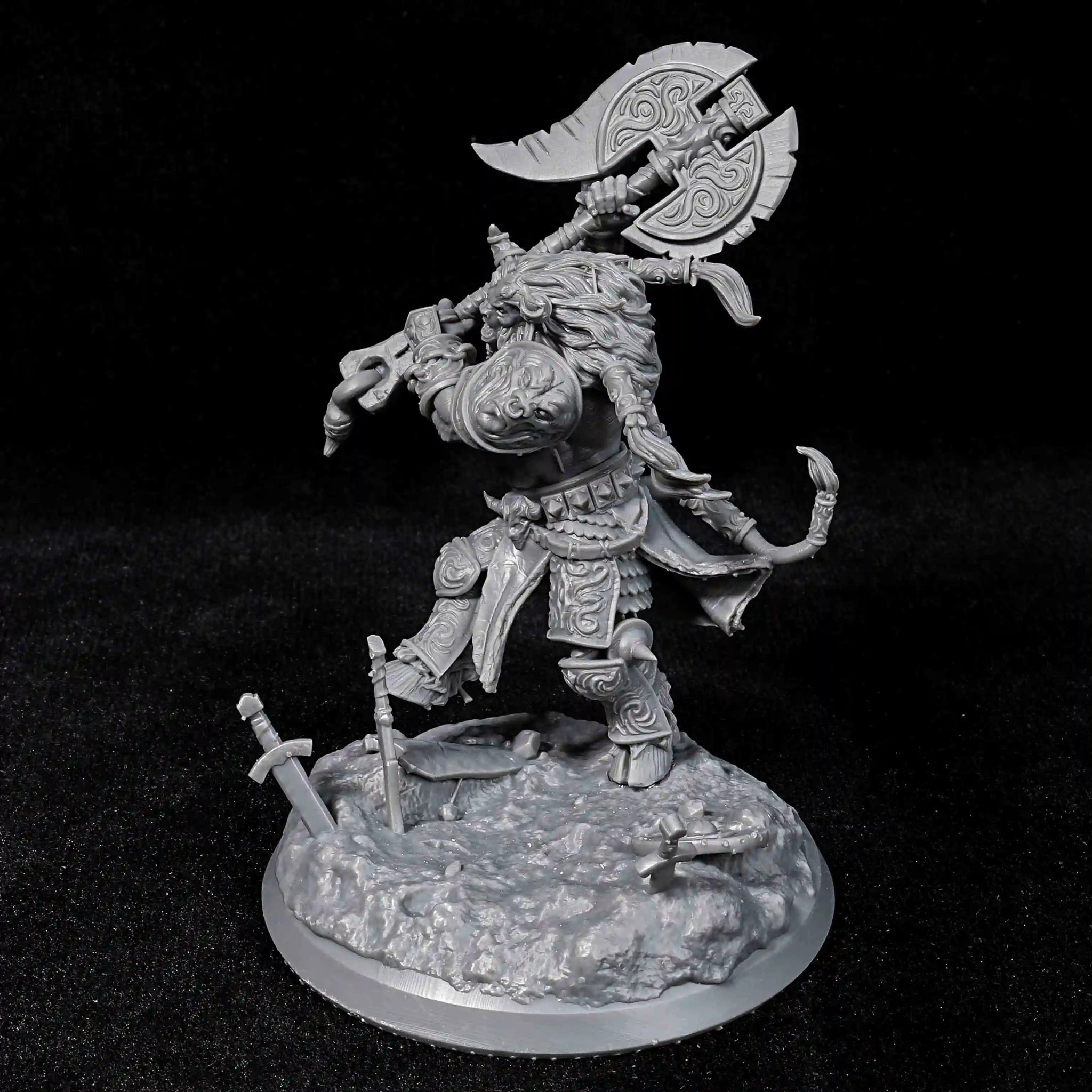 Heavy Minotaur Warrior DND Character Miniature Model - Bear Dice