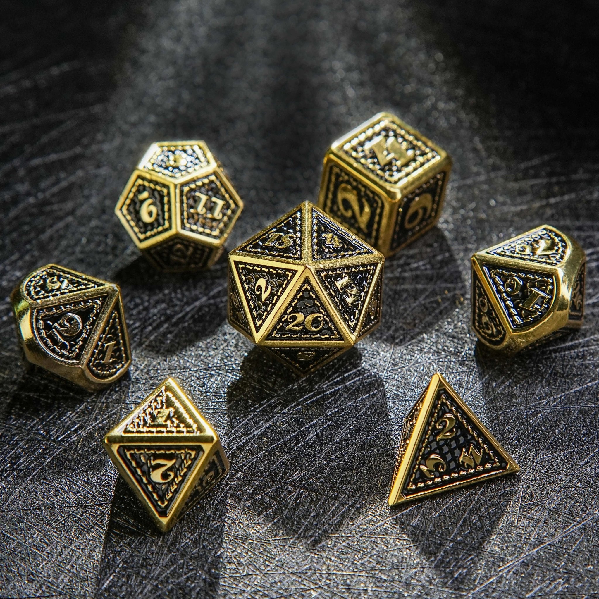 Metal solid dragon scale imitation gold black dice set - Bear Dice