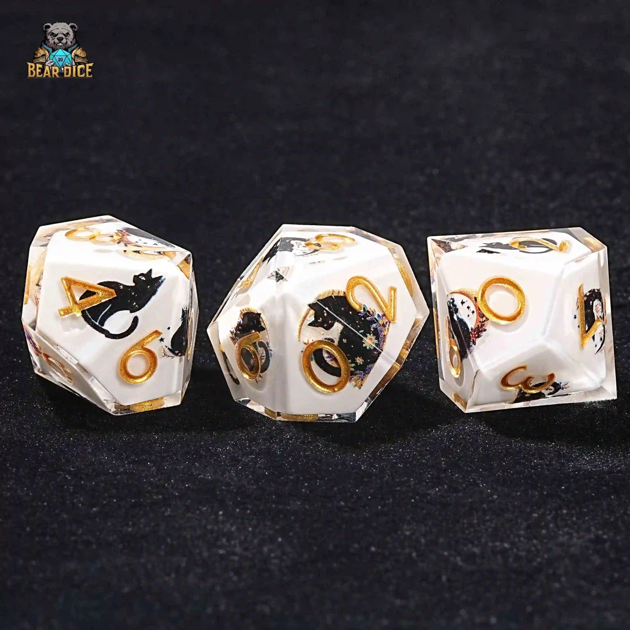 Moon Wizard Cat Resin 10 Sided Dice (D10 Dice) - Bear Dice