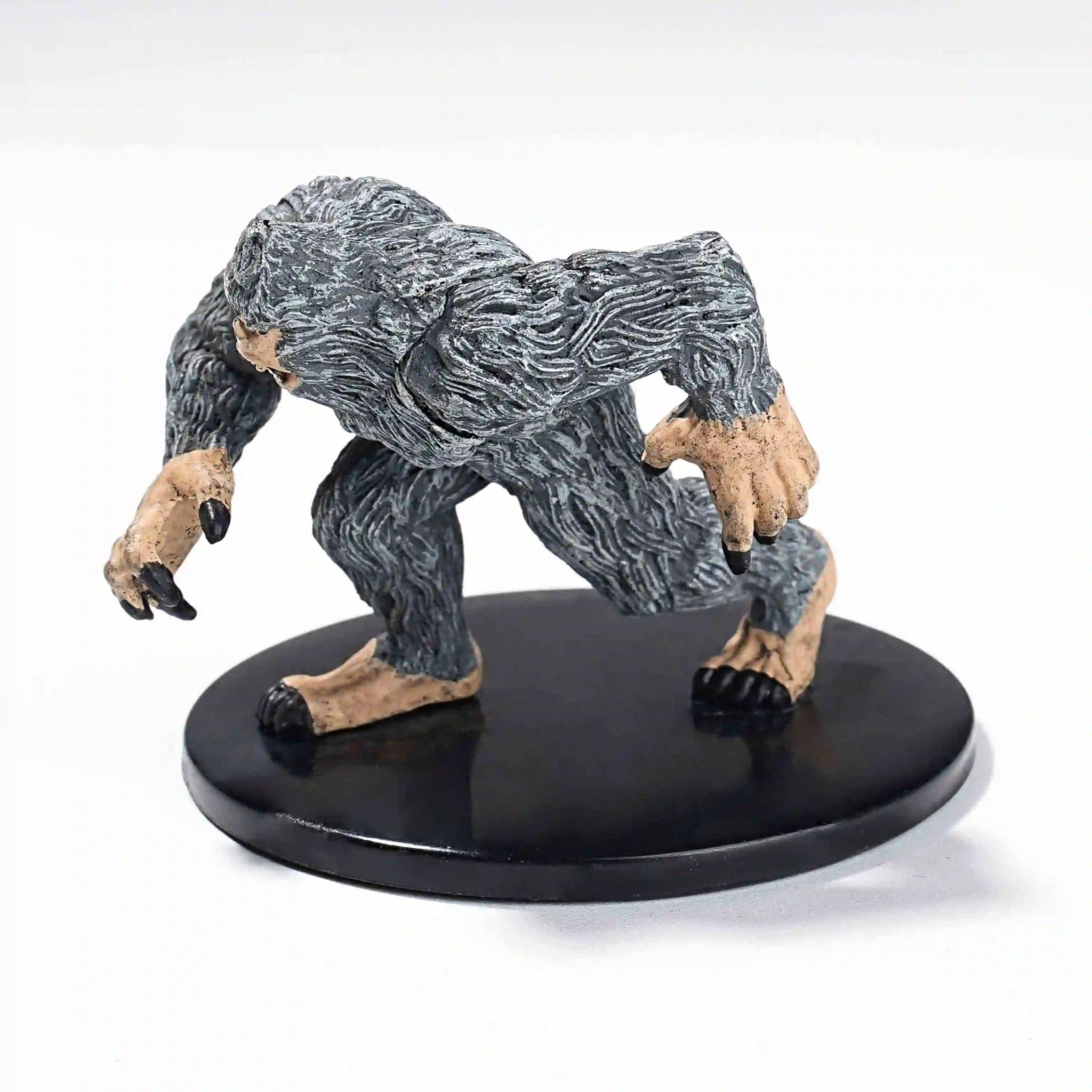 RPG Miniatures - Pathfinder Yeti with Base - Bear Dice