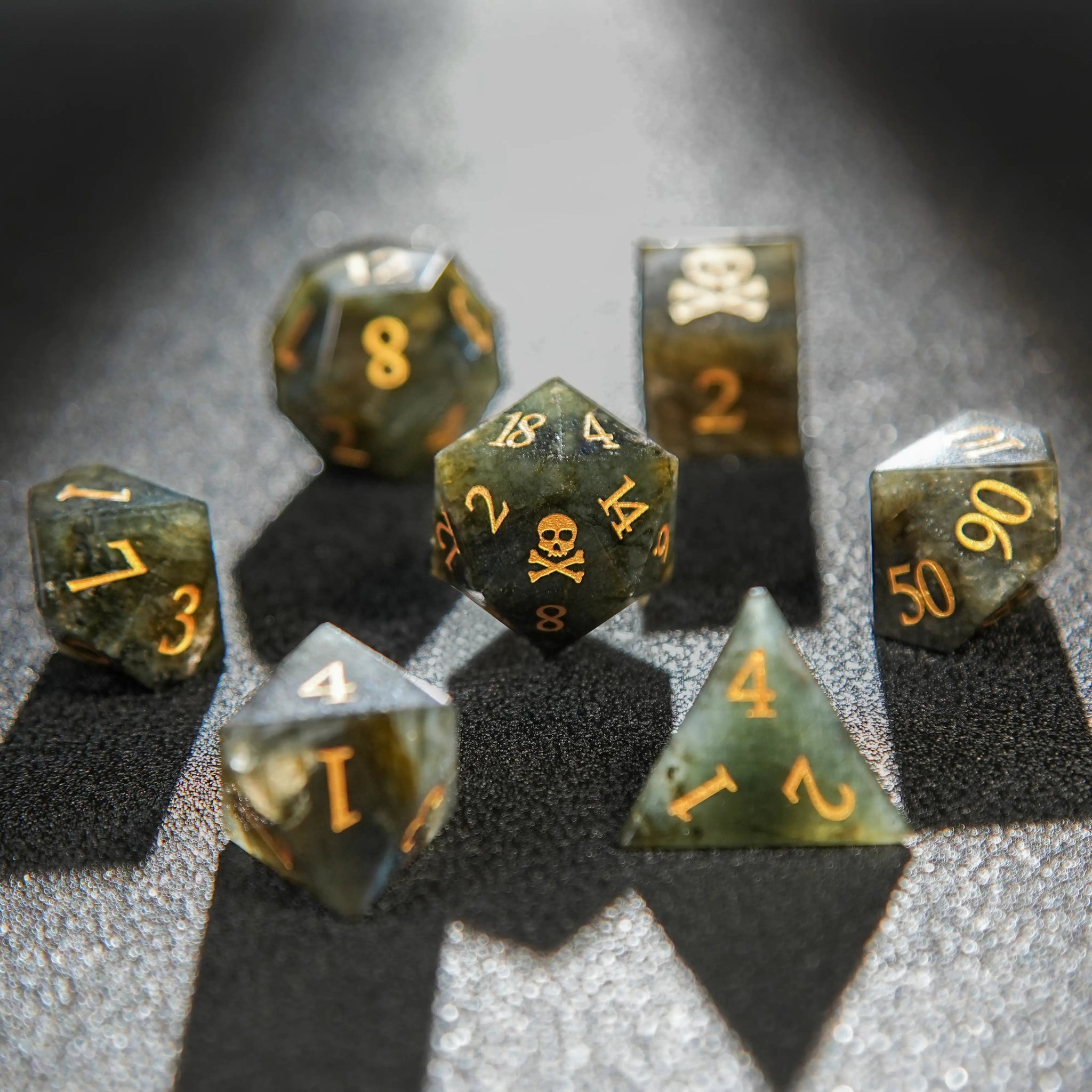 Undead Race - Pull Feldspar Gemstone Dice Set + Gold Font - Bear Dice